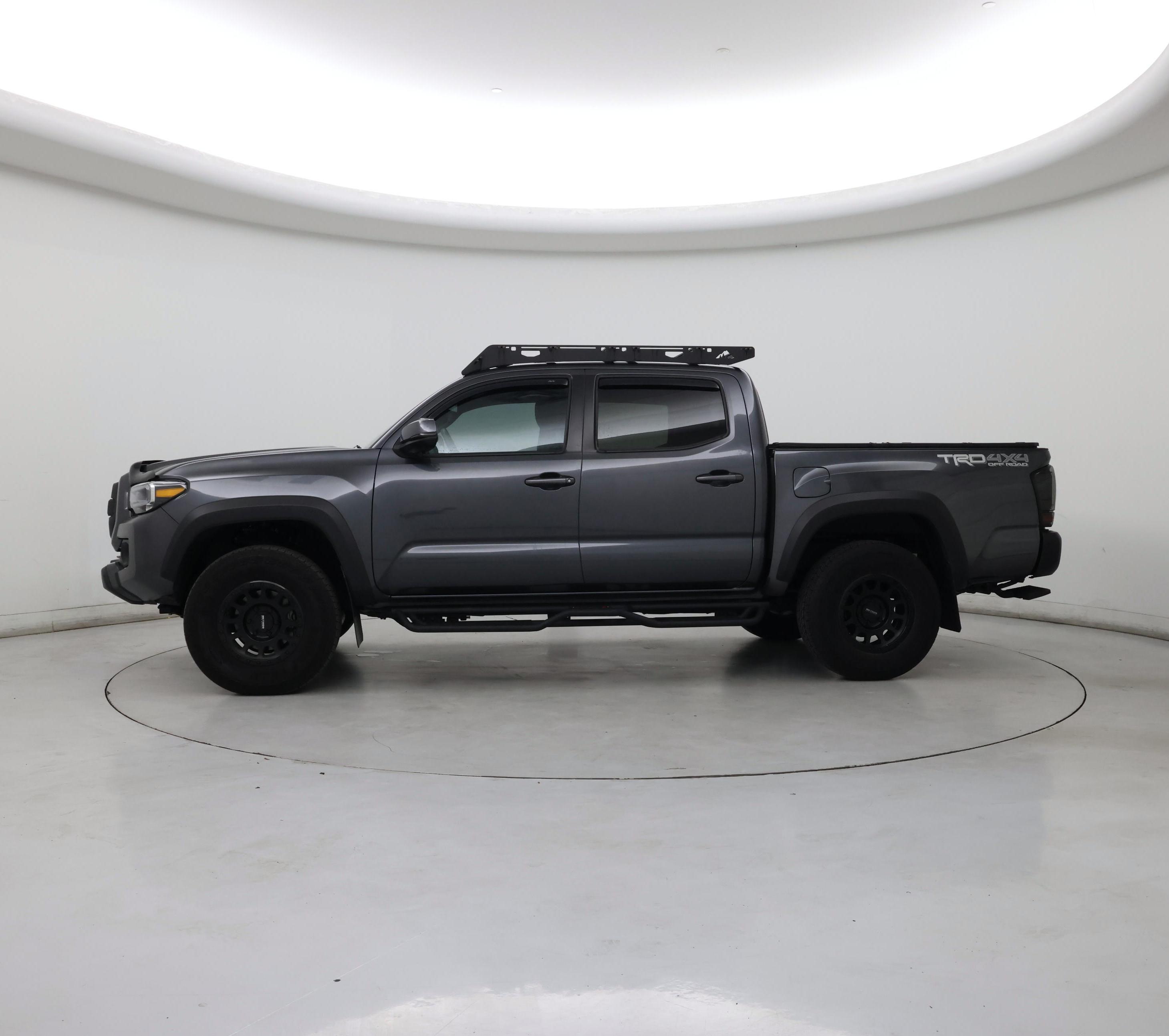 Thumbnail: 2023 Toyota Tacoma - 3