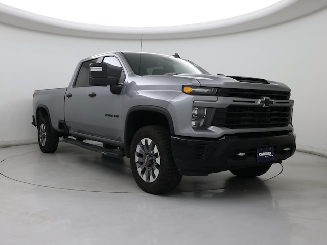 Gray 2024 Chevrolet Silverado 2500HD Custom Crew Cab 4WD Pickup Truck Four-Wheel Drive Automatic