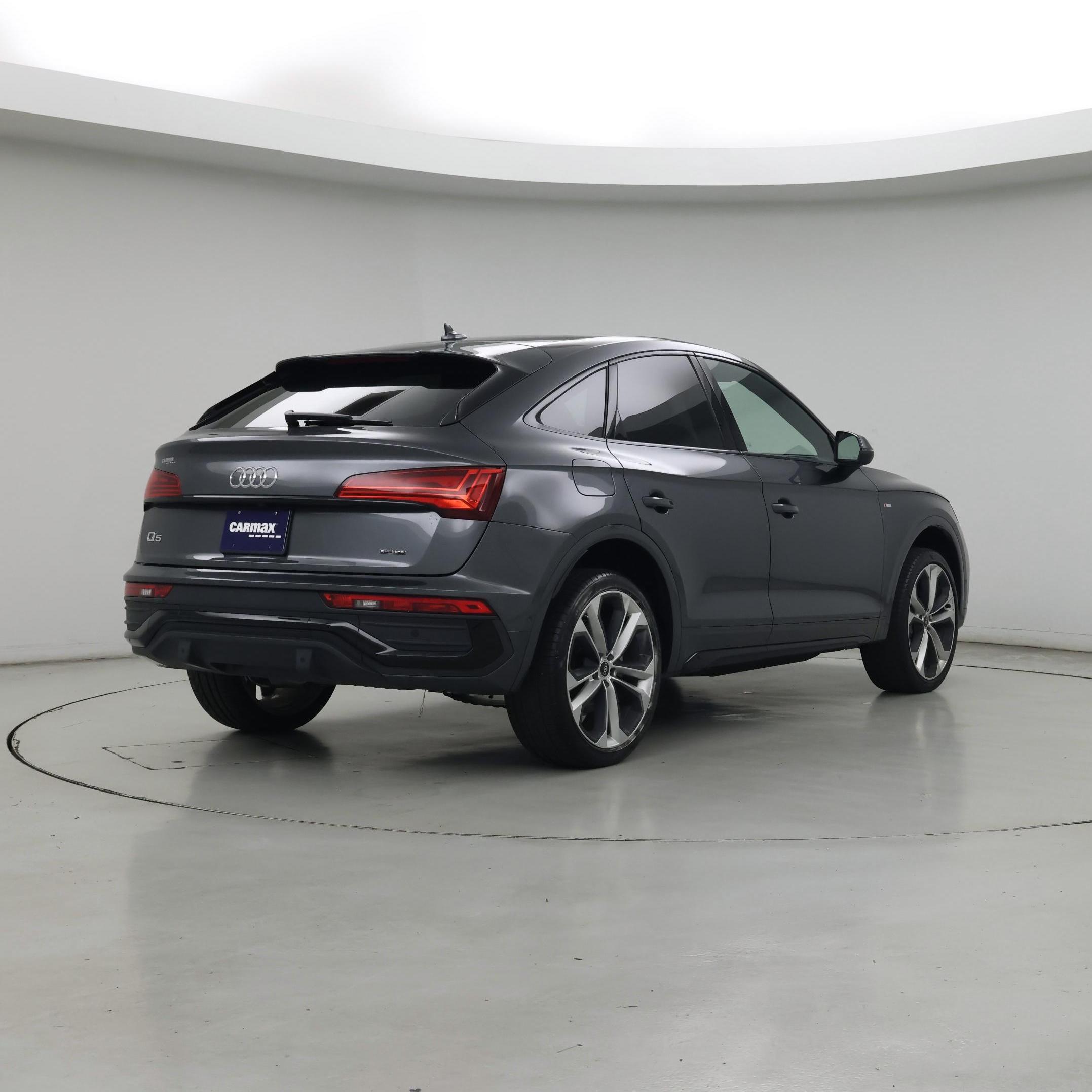 Thumbnail: 2023 Audi Q5 - 8