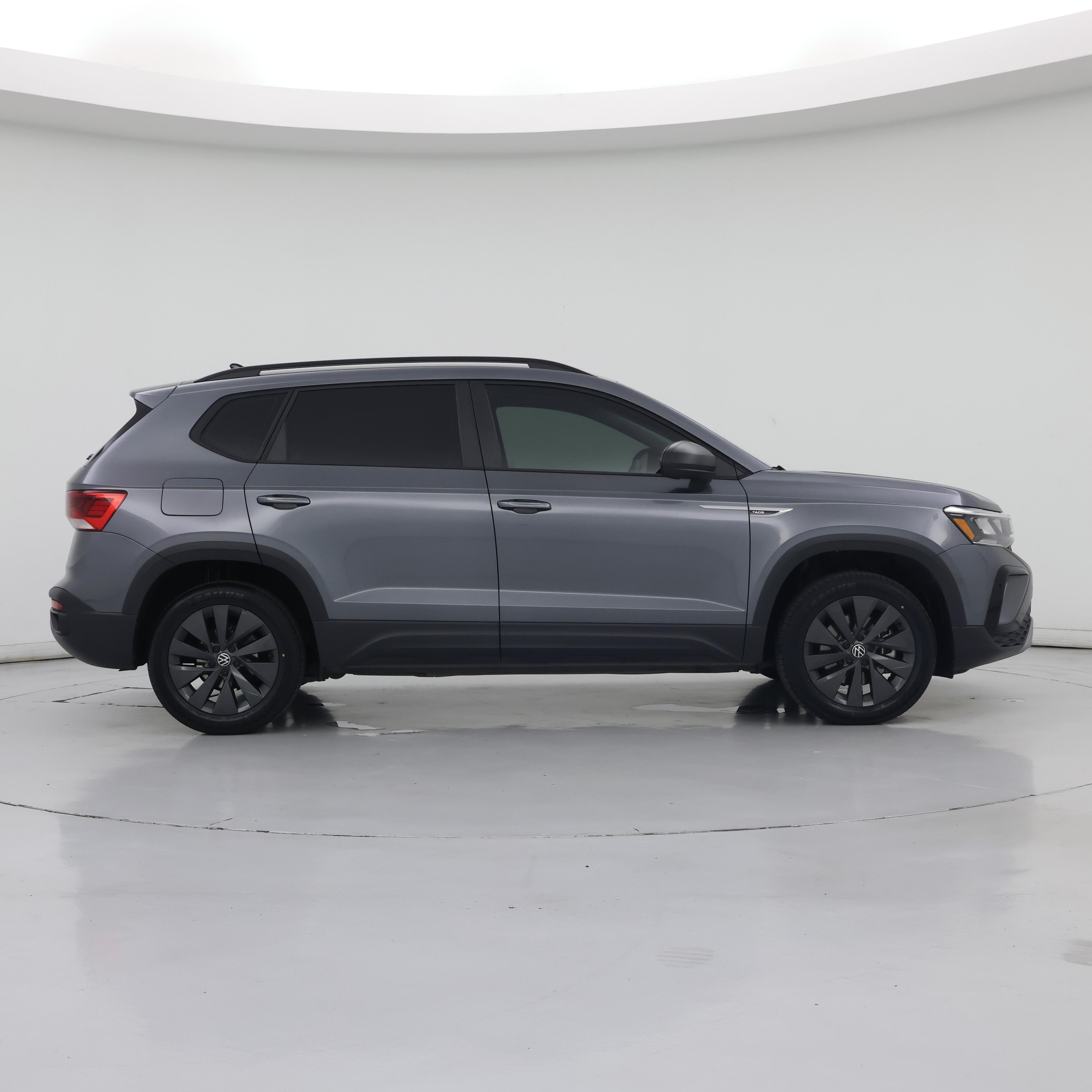 Thumbnail: 2023 Volkswagen Taos - 7