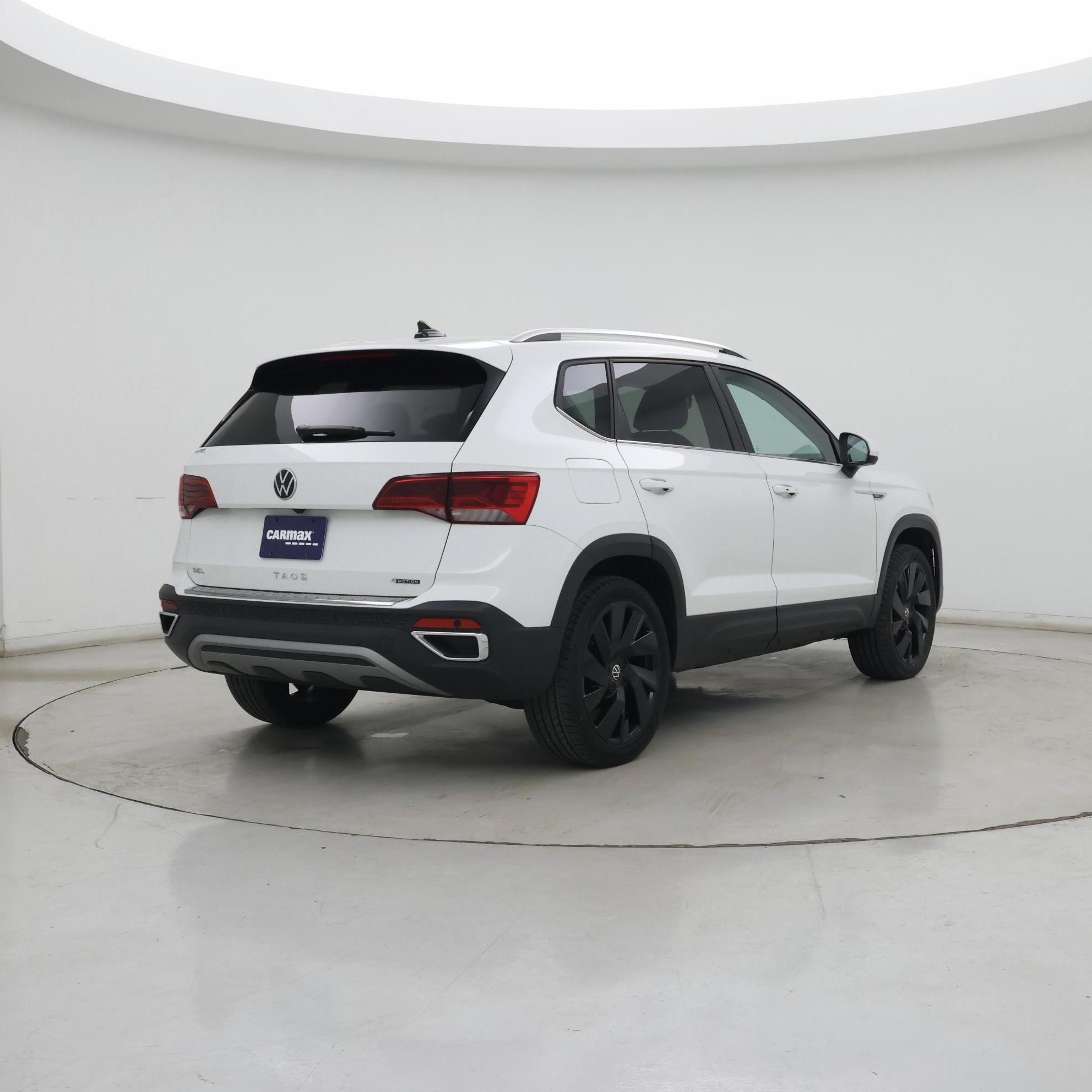 Thumbnail: 2023 Volkswagen Taos - 8