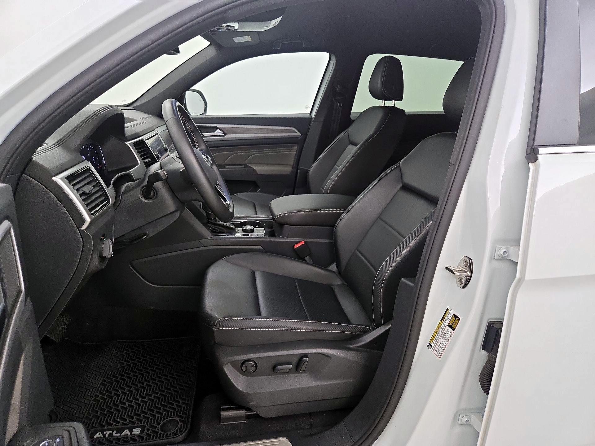 Thumbnail: 2023 Volkswagen Atlas - 11