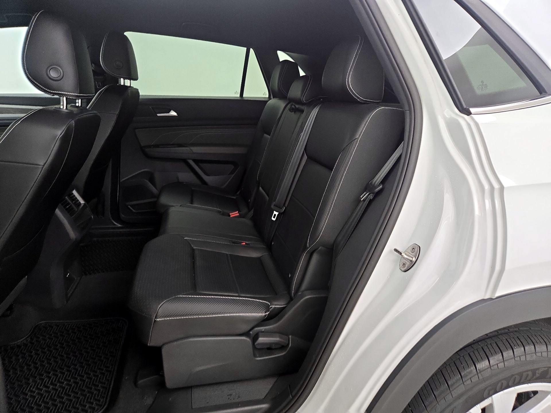 Thumbnail: 2023 Volkswagen Atlas - 19