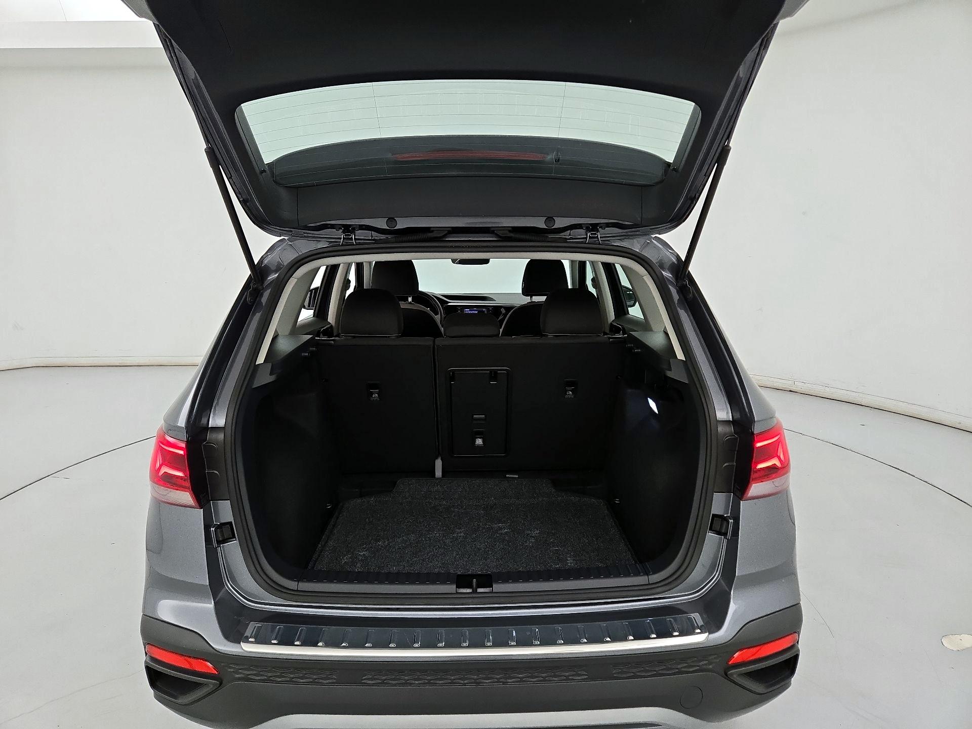 Thumbnail: 2024 Volkswagen Taos - 20