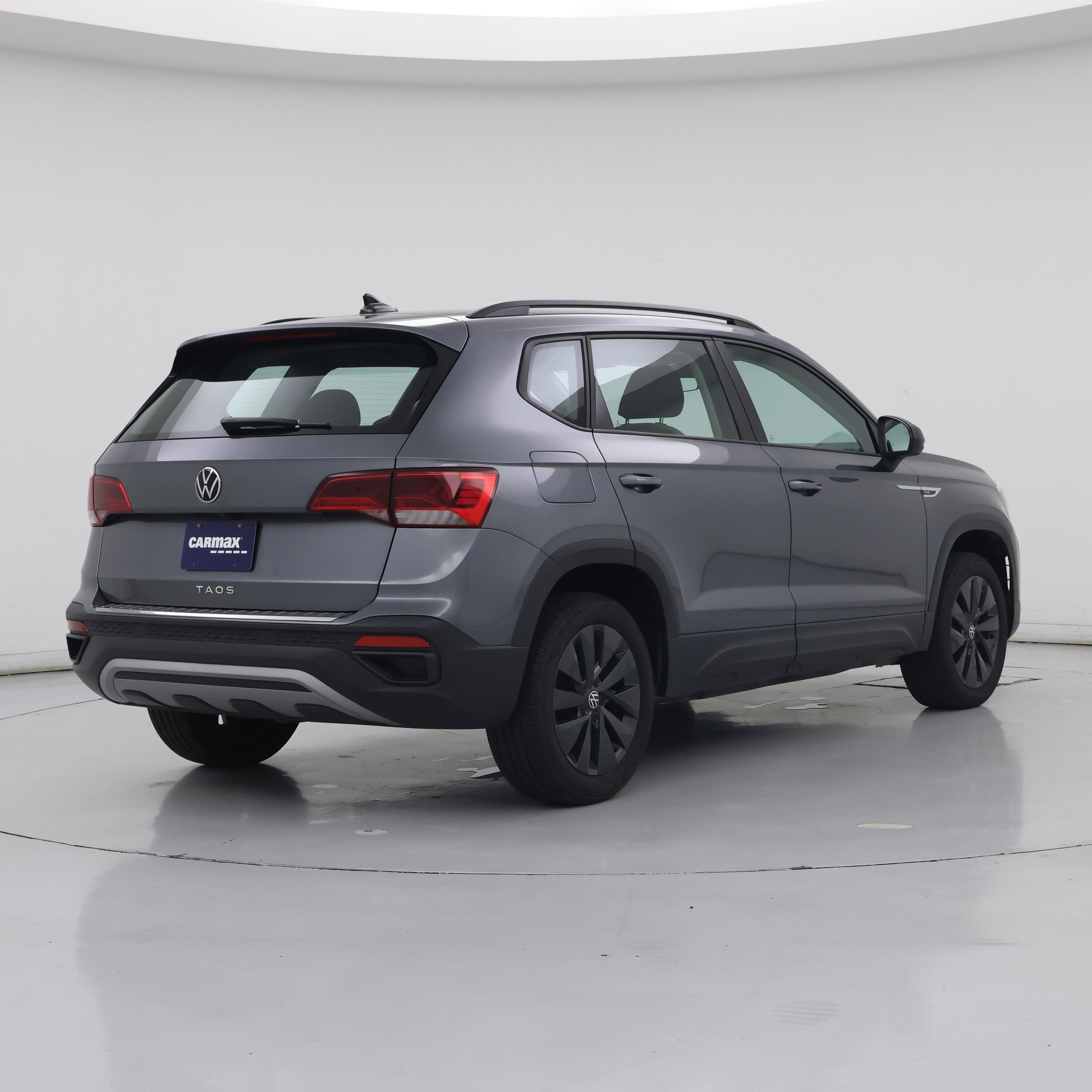 Thumbnail: 2024 Volkswagen Taos - 8
