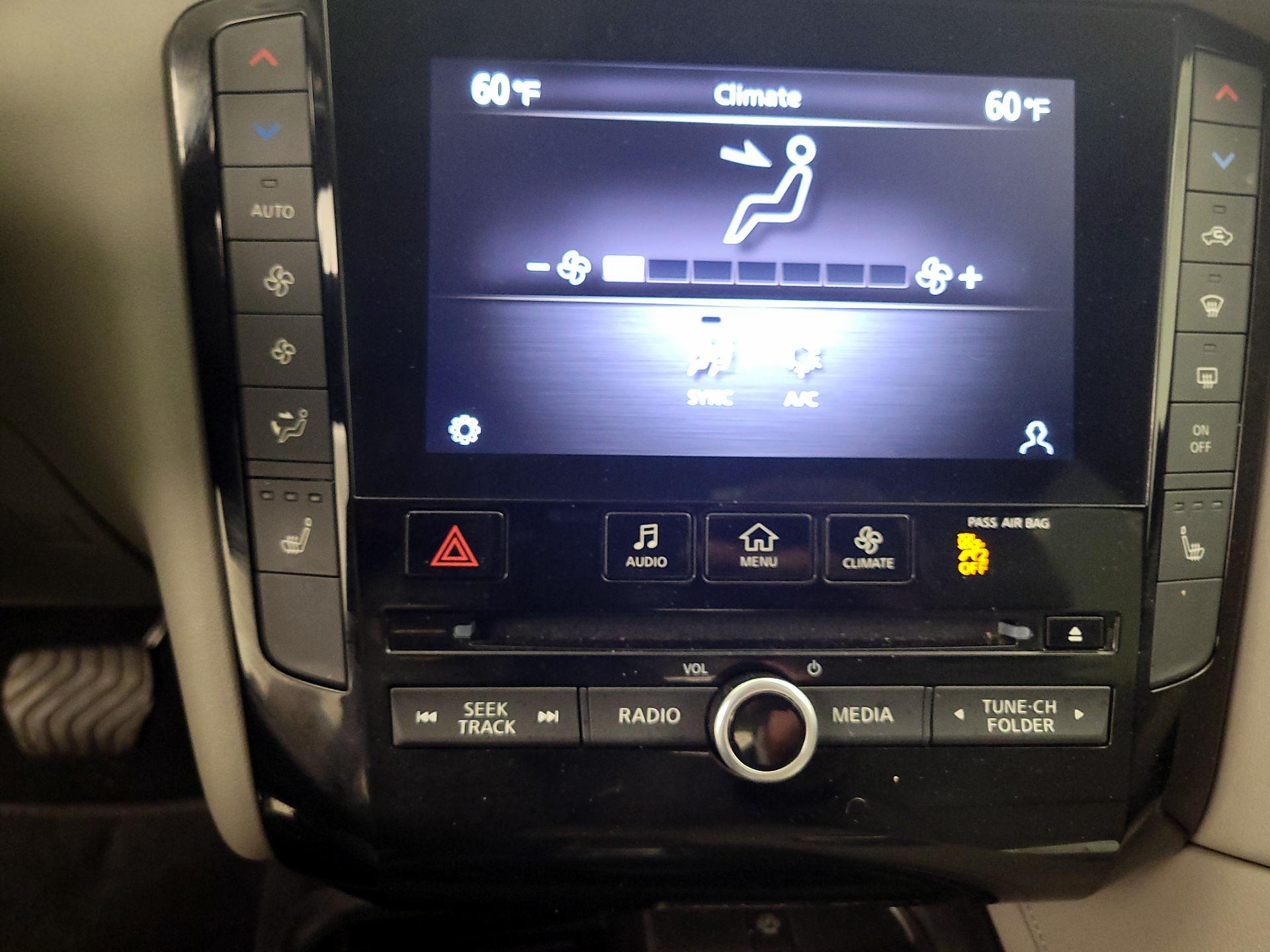 Thumbnail: 2023 INFINITI QX50 - 16