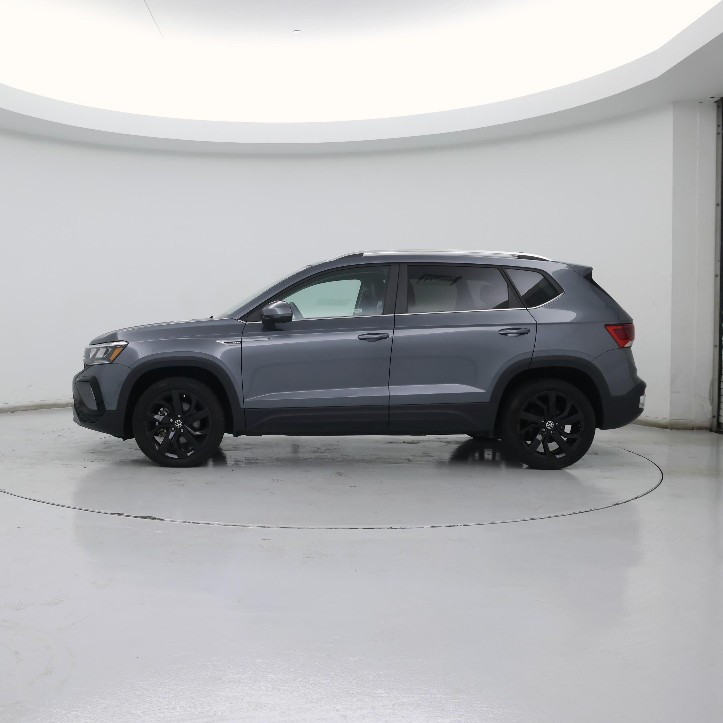 Thumbnail: 2022 Volkswagen Taos - 3
