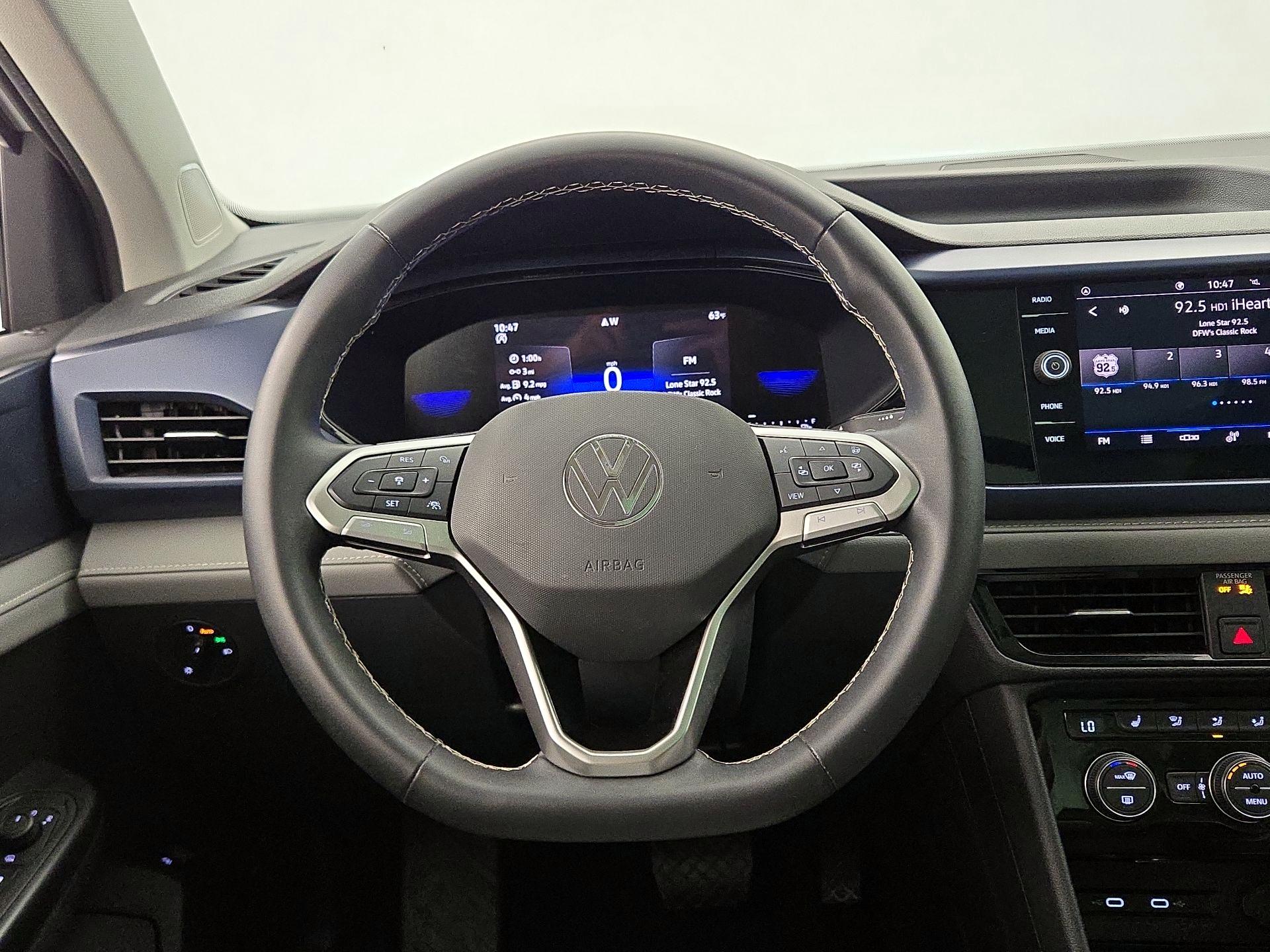 Thumbnail: 2024 Volkswagen Taos - 10