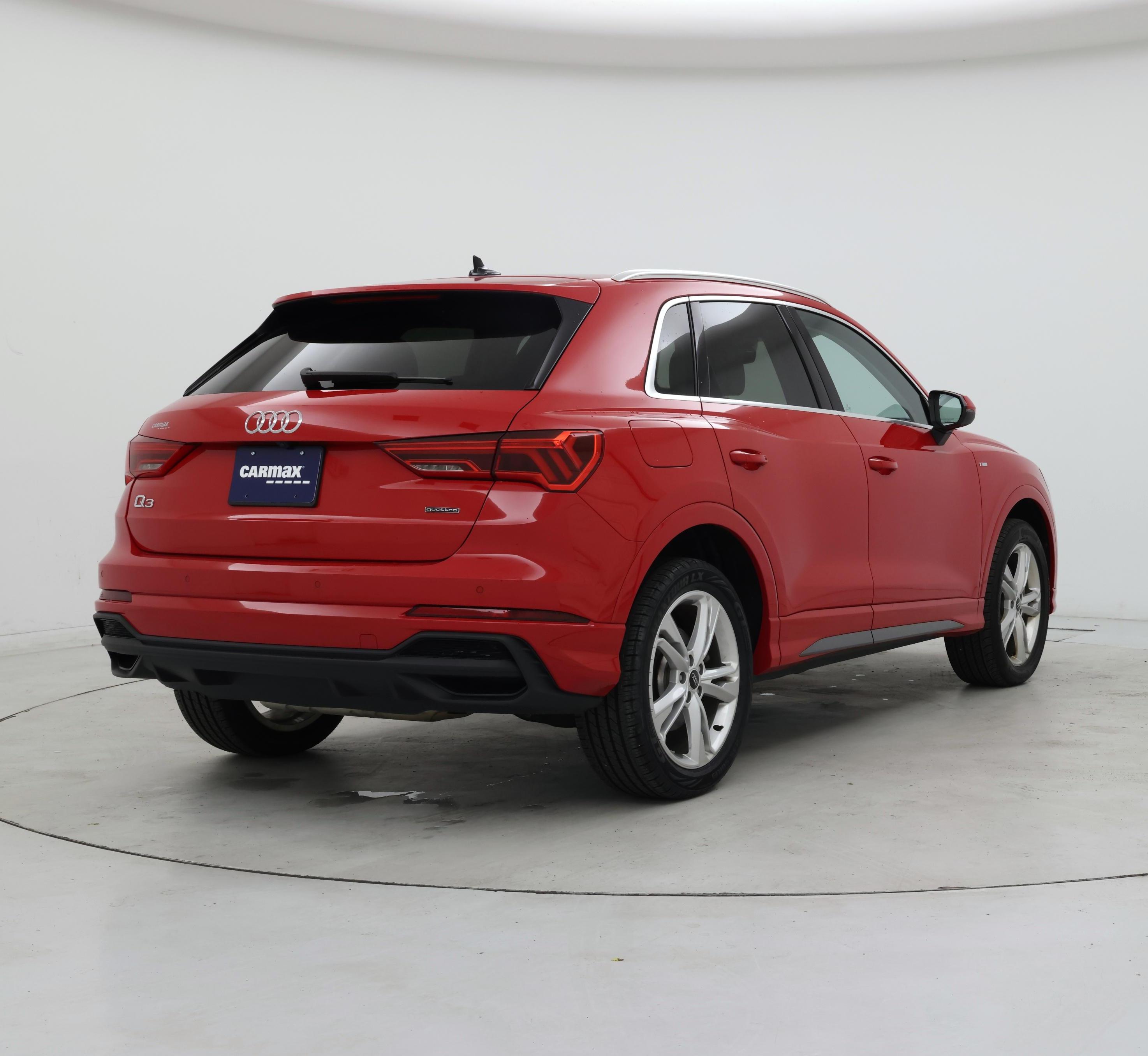 Thumbnail: 2023 Audi Q3 - 8