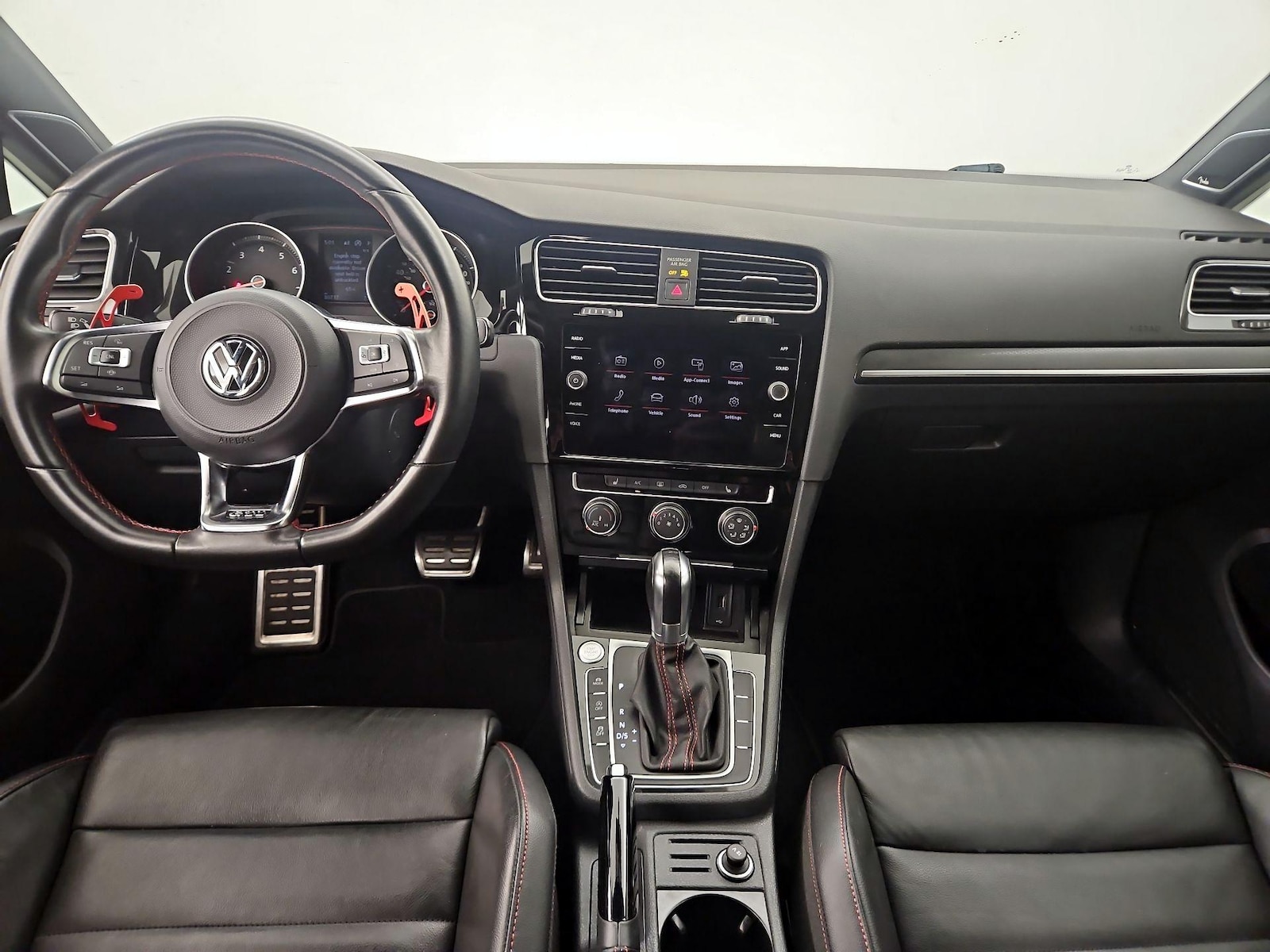 2019 Volkswagen Golf GTI SE - Photo 10
