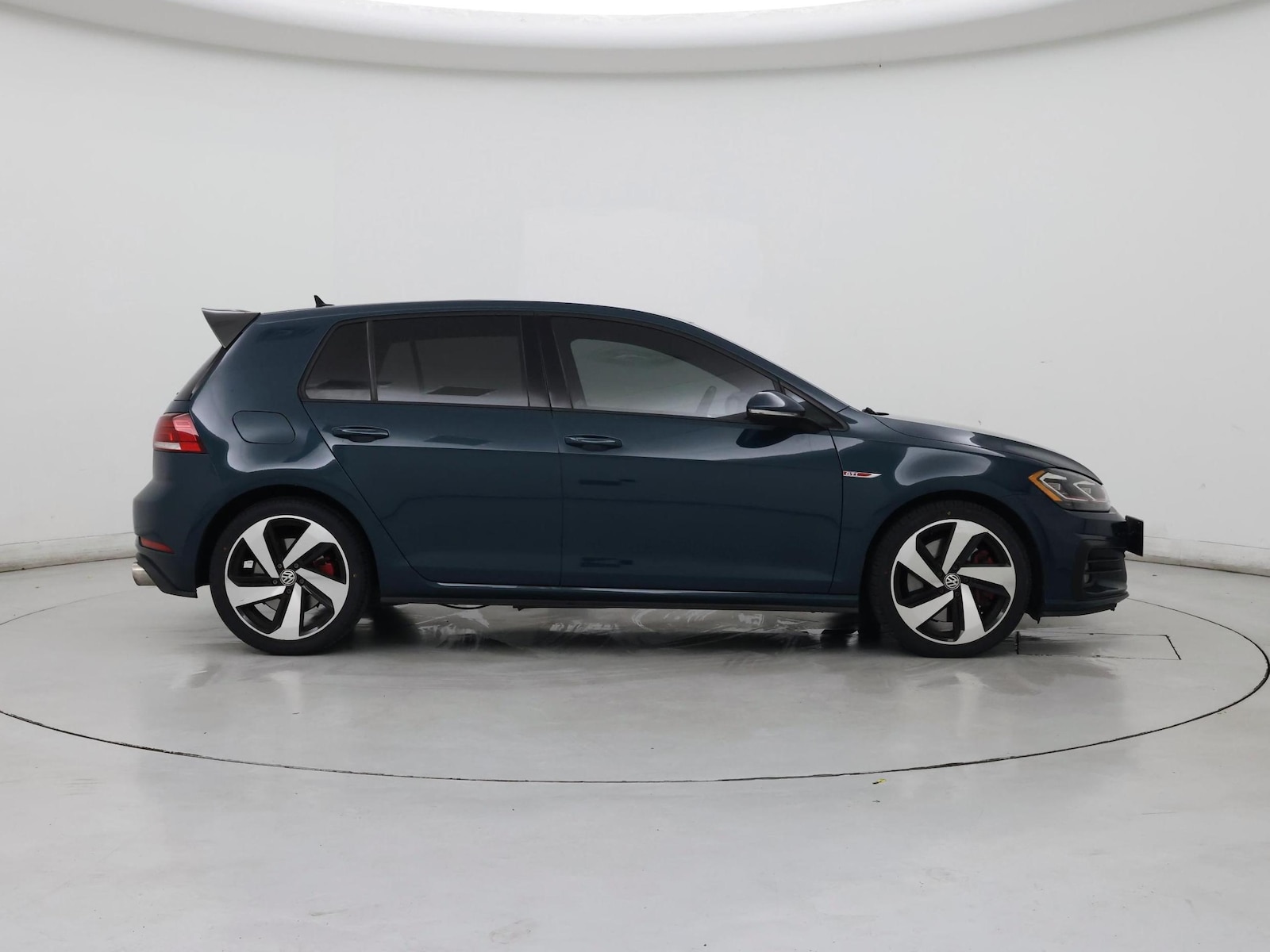 2019 Volkswagen Golf GTI SE - Photo 8