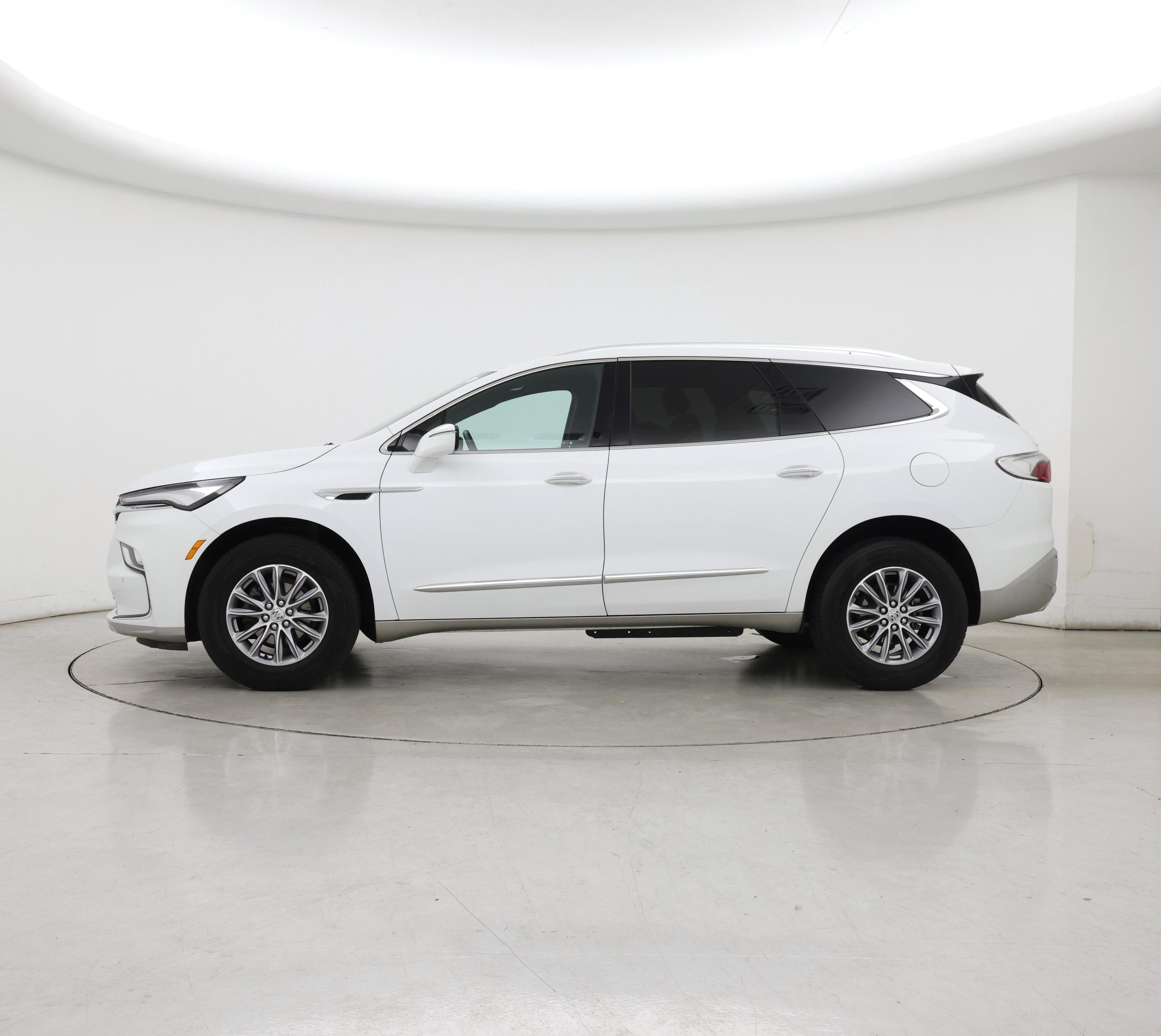 Thumbnail: 2023 Buick Enclave - 3