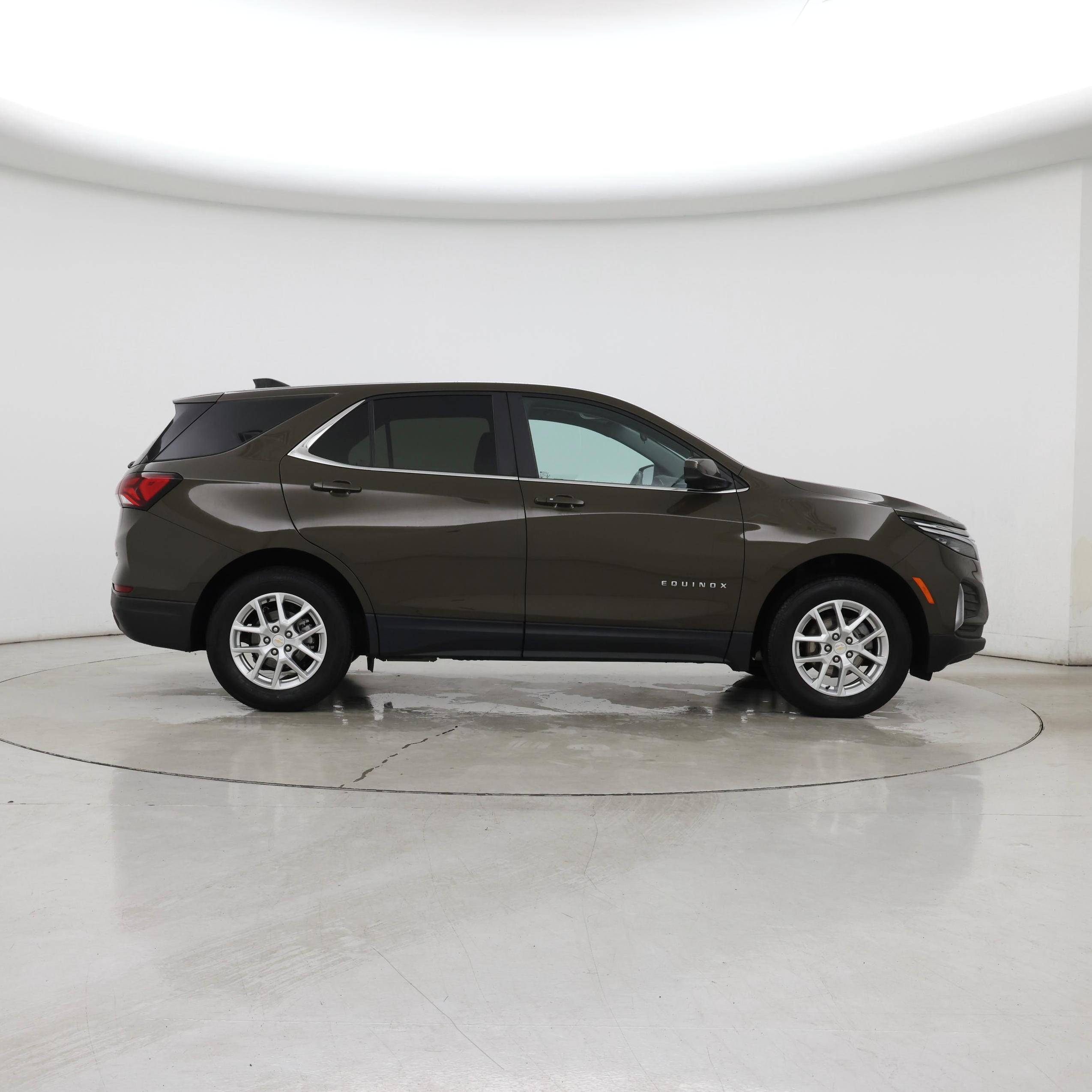 Thumbnail: 2023 Chevrolet Equinox - 7