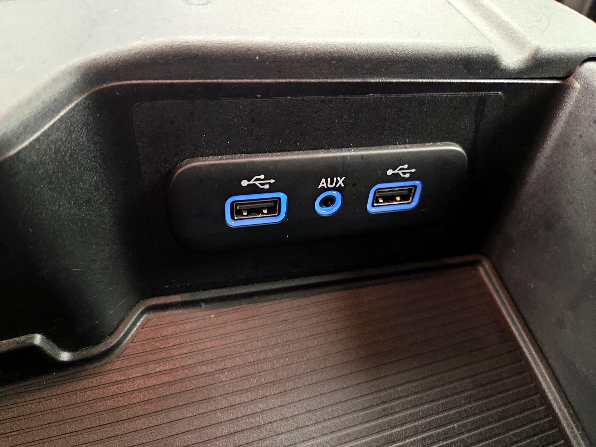 Thumbnail: 2020 RAM 1500 Classic - 18