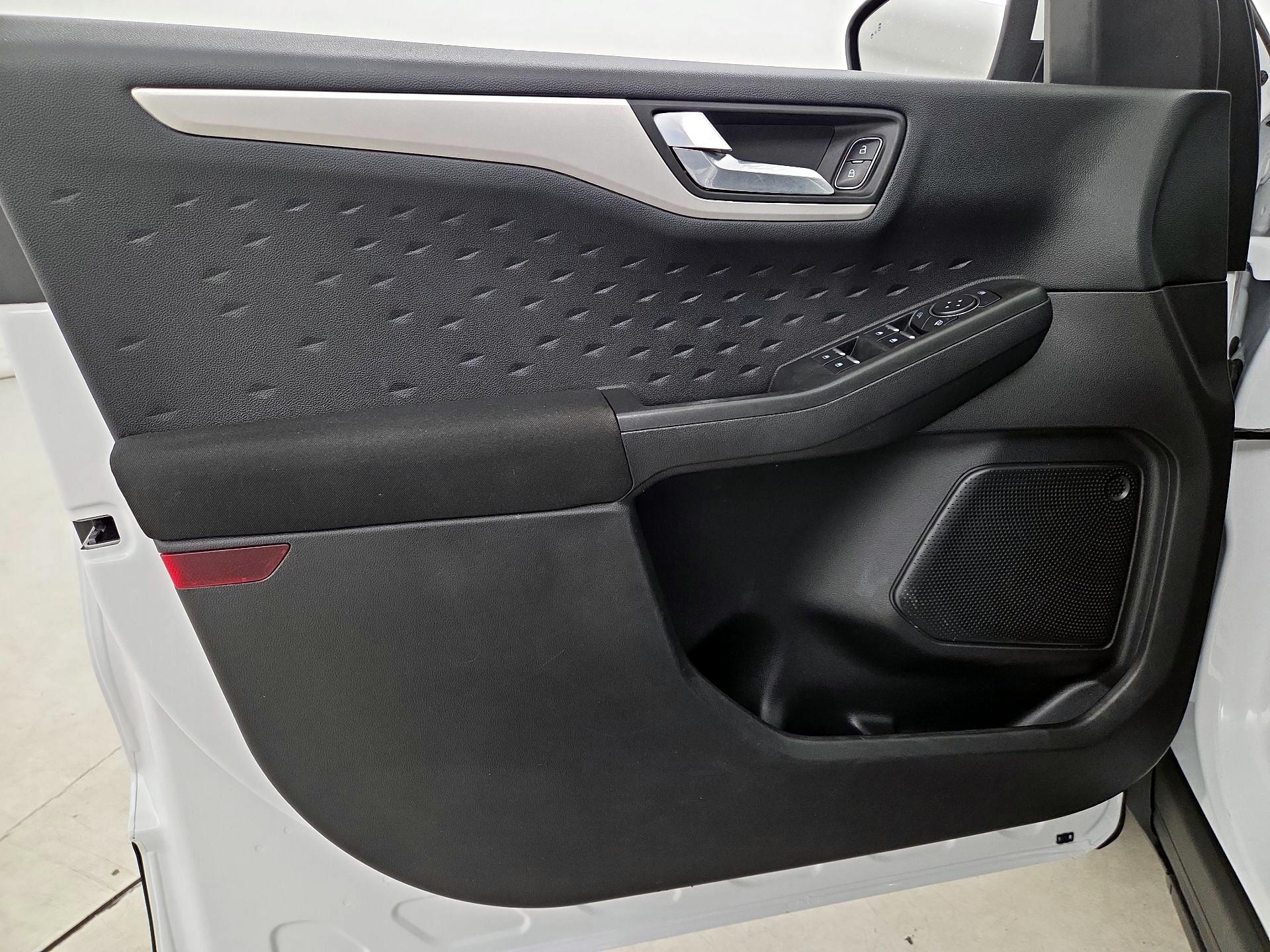 Thumbnail: 2020 Ford Escape - 12