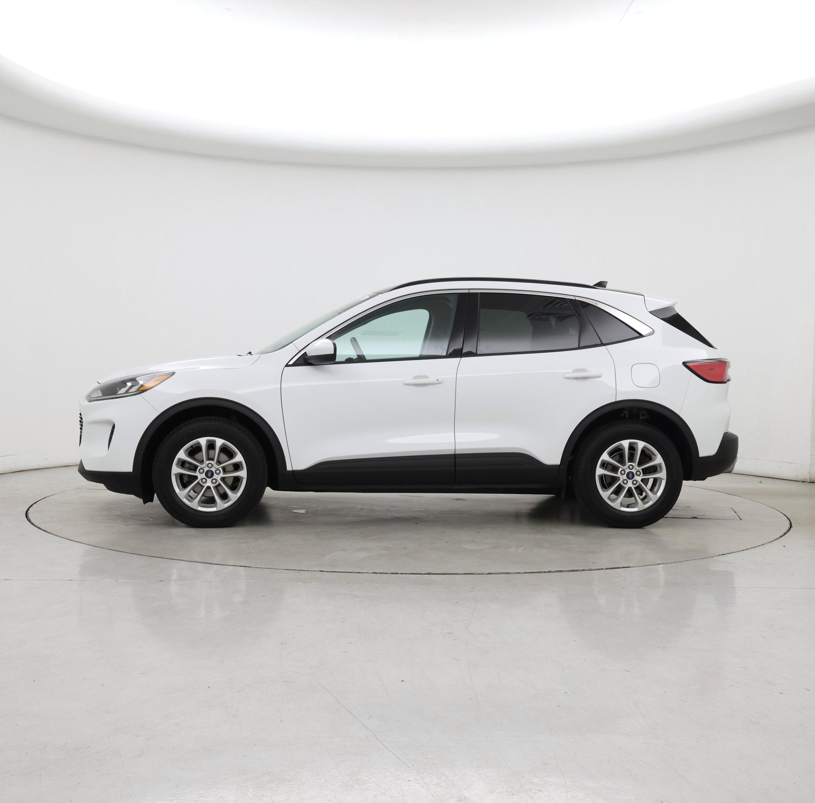 Thumbnail: 2020 Ford Escape - 3