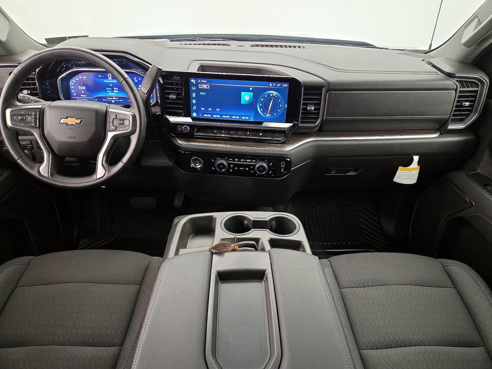 2023 Chevrolet Silverado 1500 LT - Photo 10