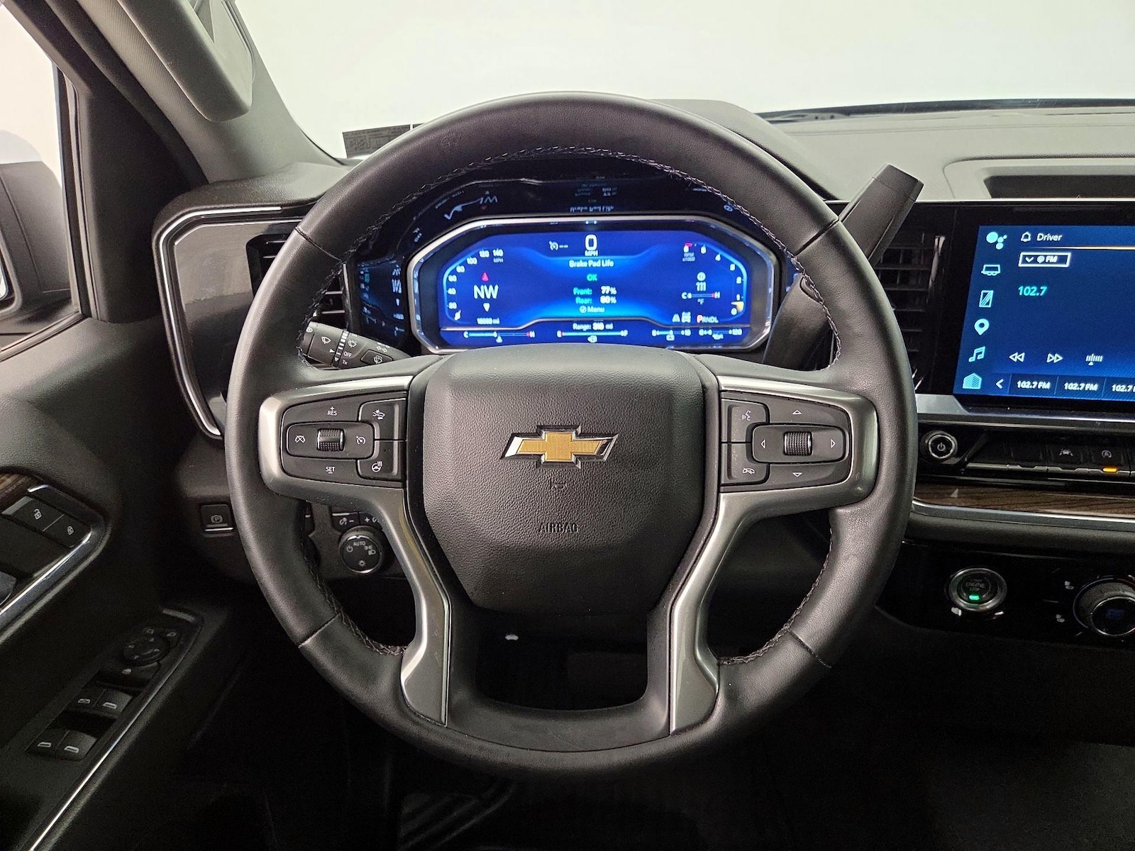 2023 Chevrolet Silverado 1500 LT - Photo 11