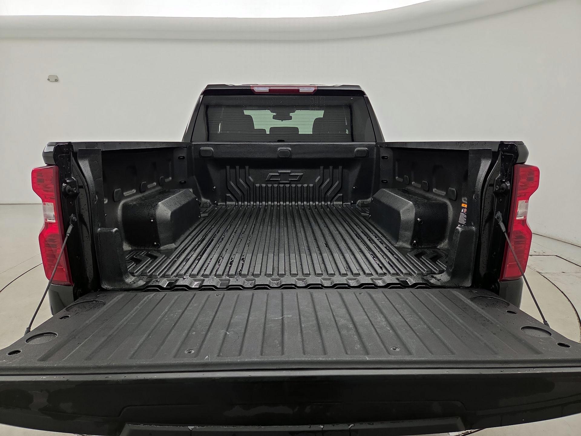 Thumbnail: 2023 Chevrolet Silverado 1500 - 20