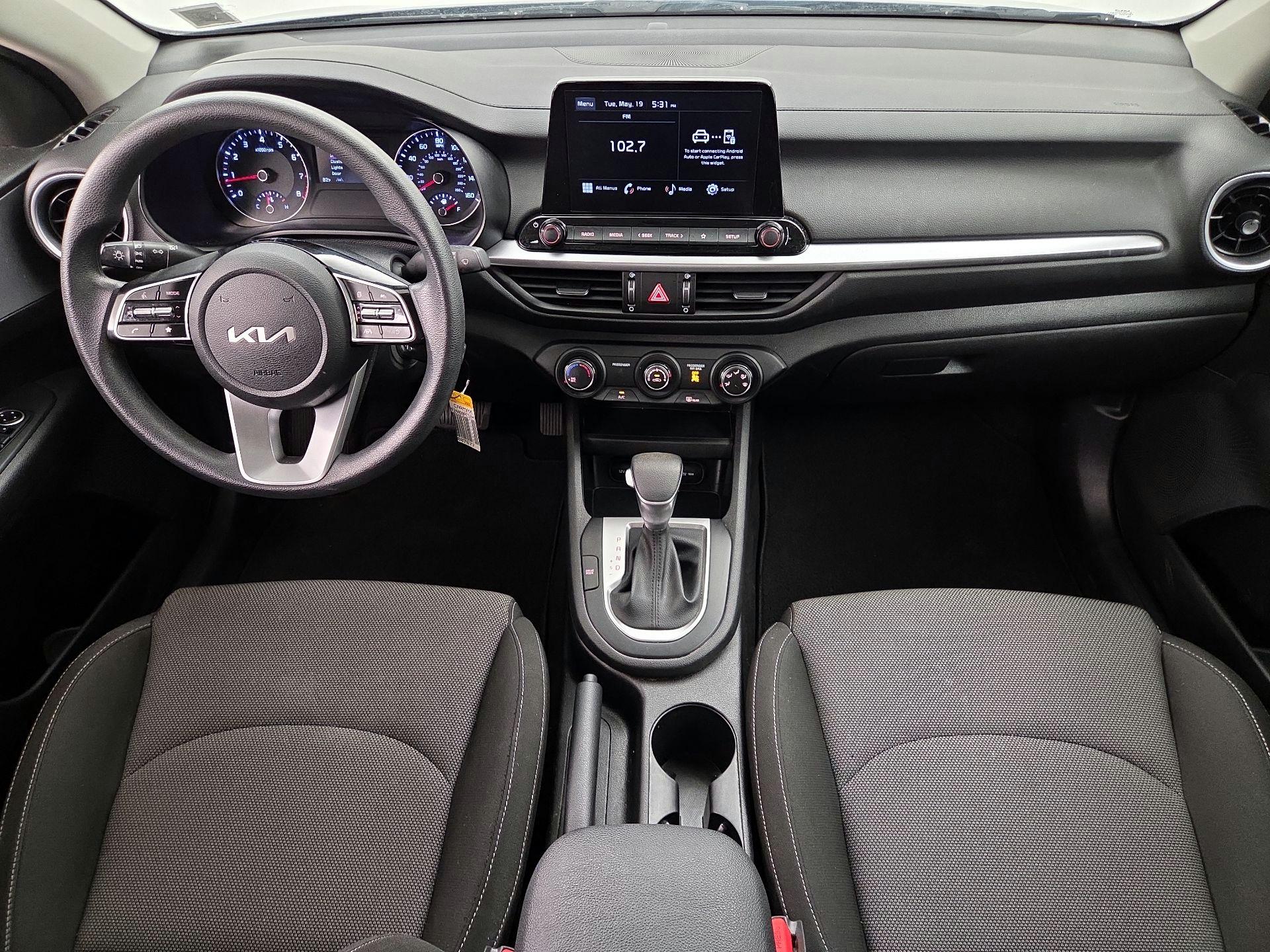 Thumbnail: 2023 Kia Forte - 9