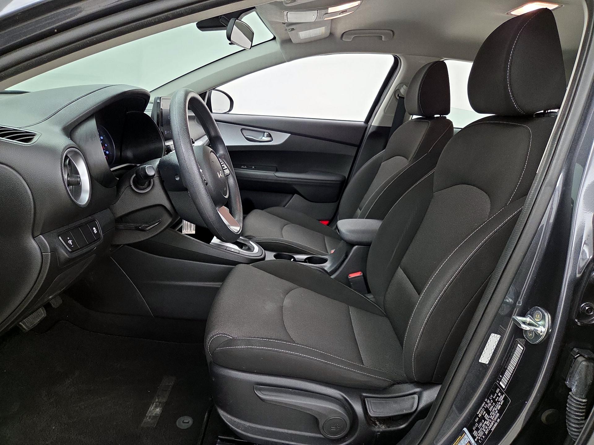 Thumbnail: 2023 Kia Forte - 11