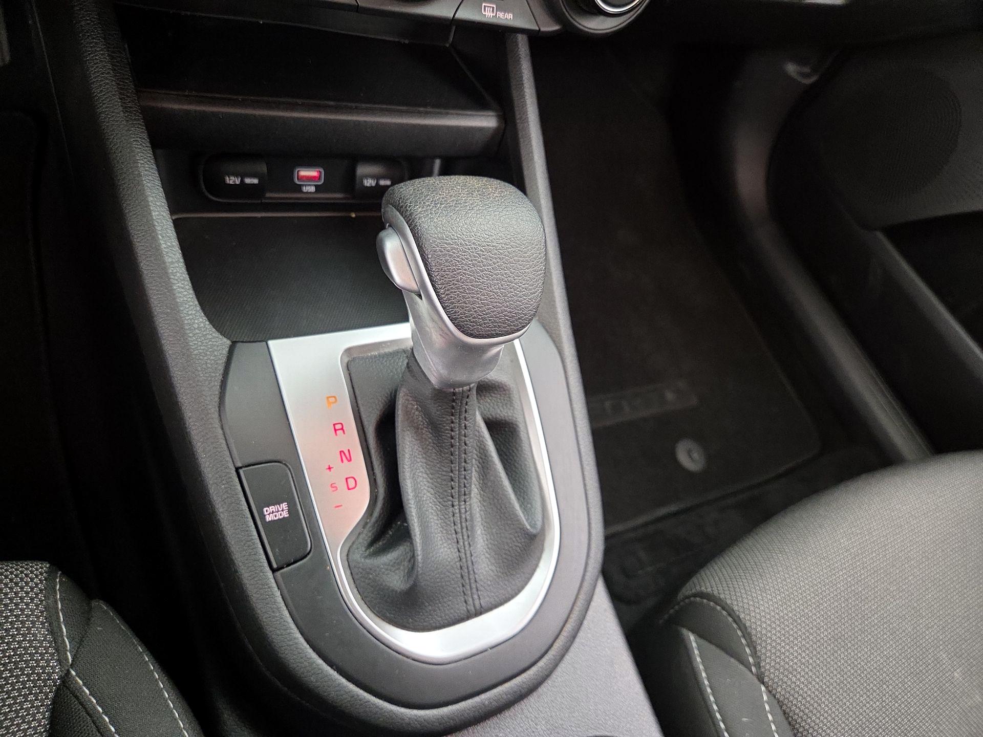 Thumbnail: 2023 Kia Forte - 17
