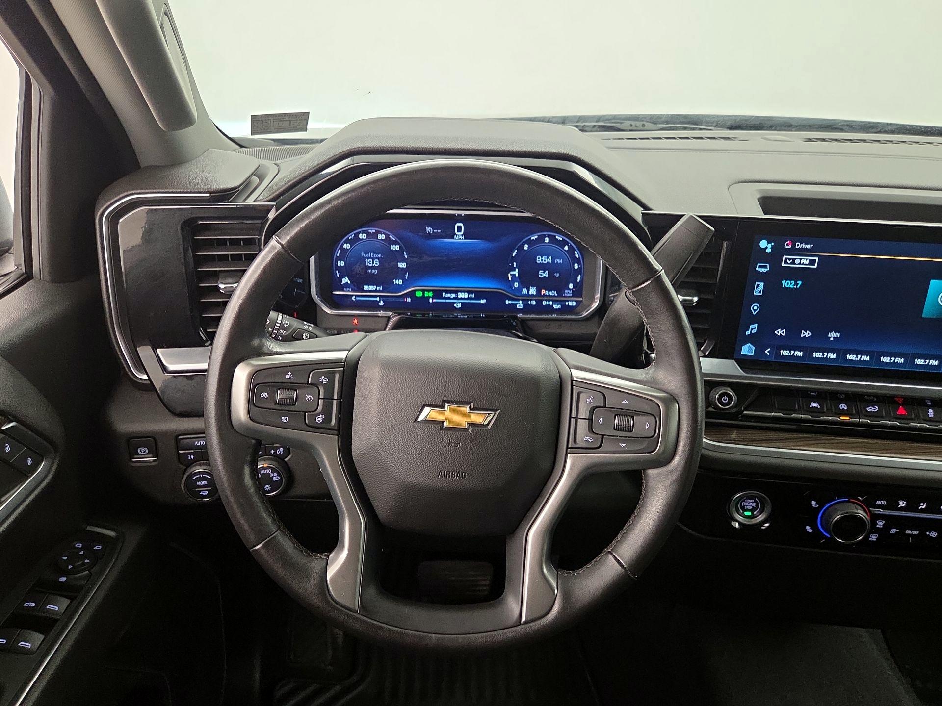 Thumbnail: 2022 Chevrolet Silverado 1500 - 10