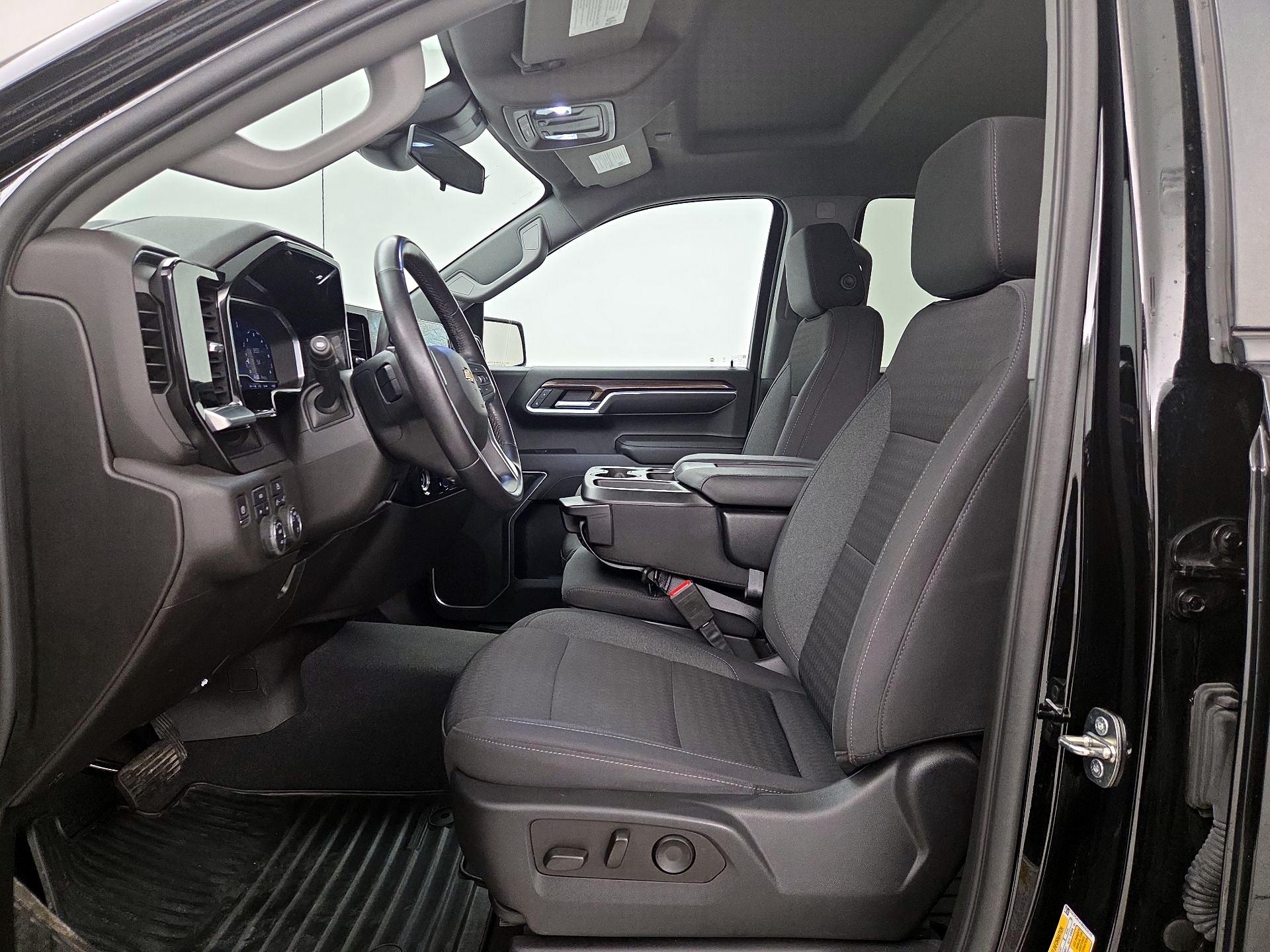 Thumbnail: 2022 Chevrolet Silverado 1500 - 11