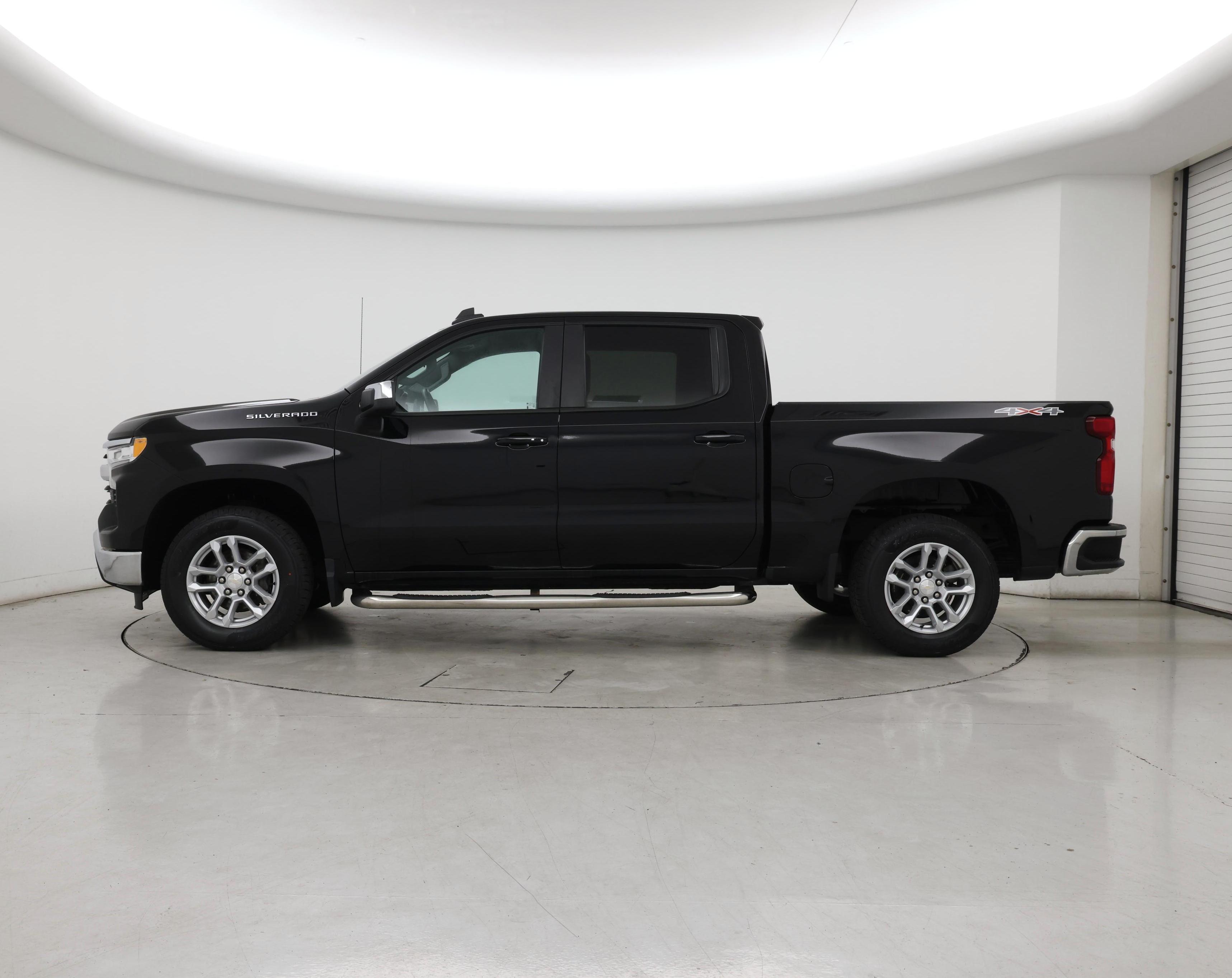 Thumbnail: 2022 Chevrolet Silverado 1500 - 3