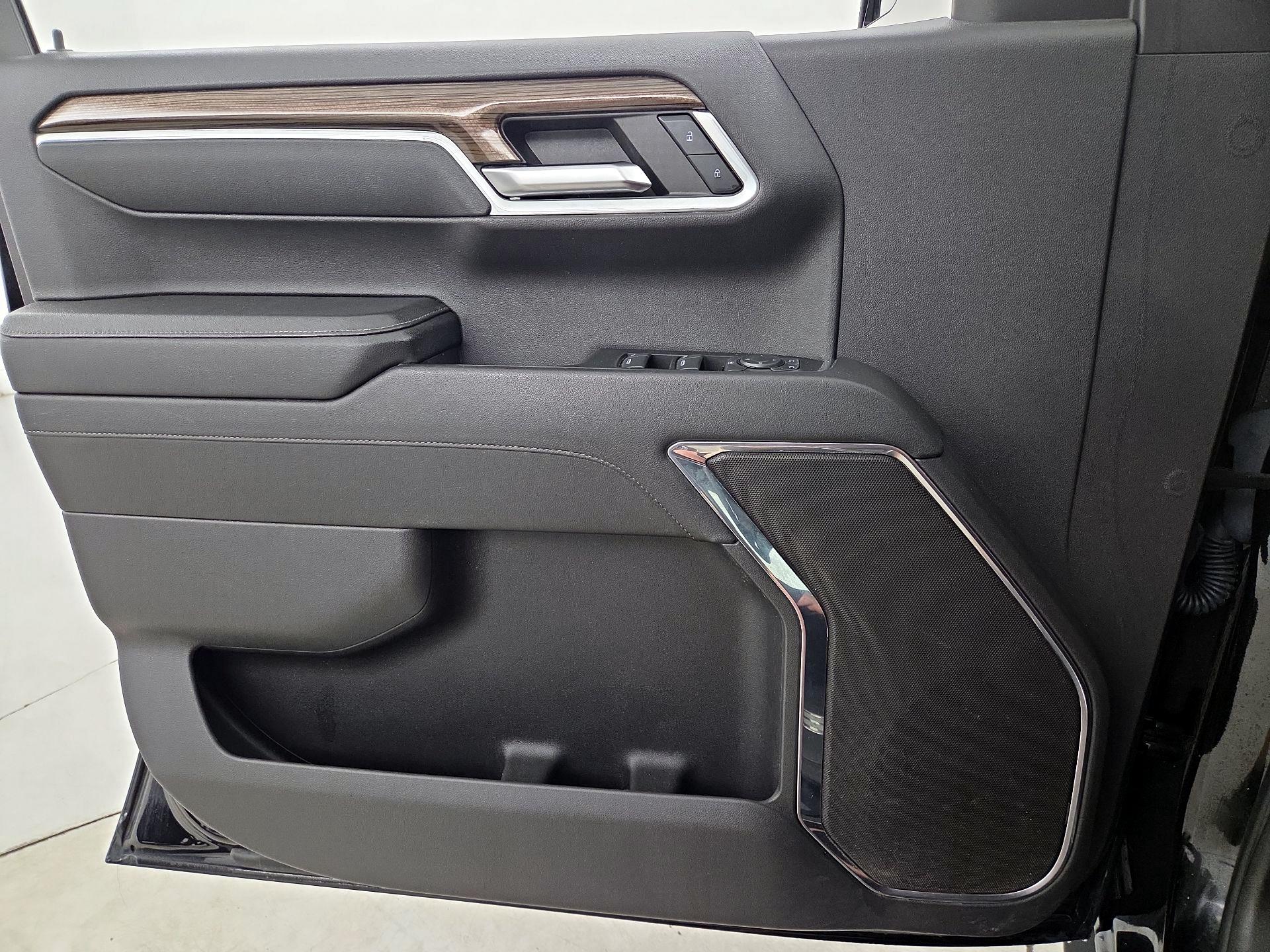Thumbnail: 2024 Chevrolet Silverado 1500 - 12