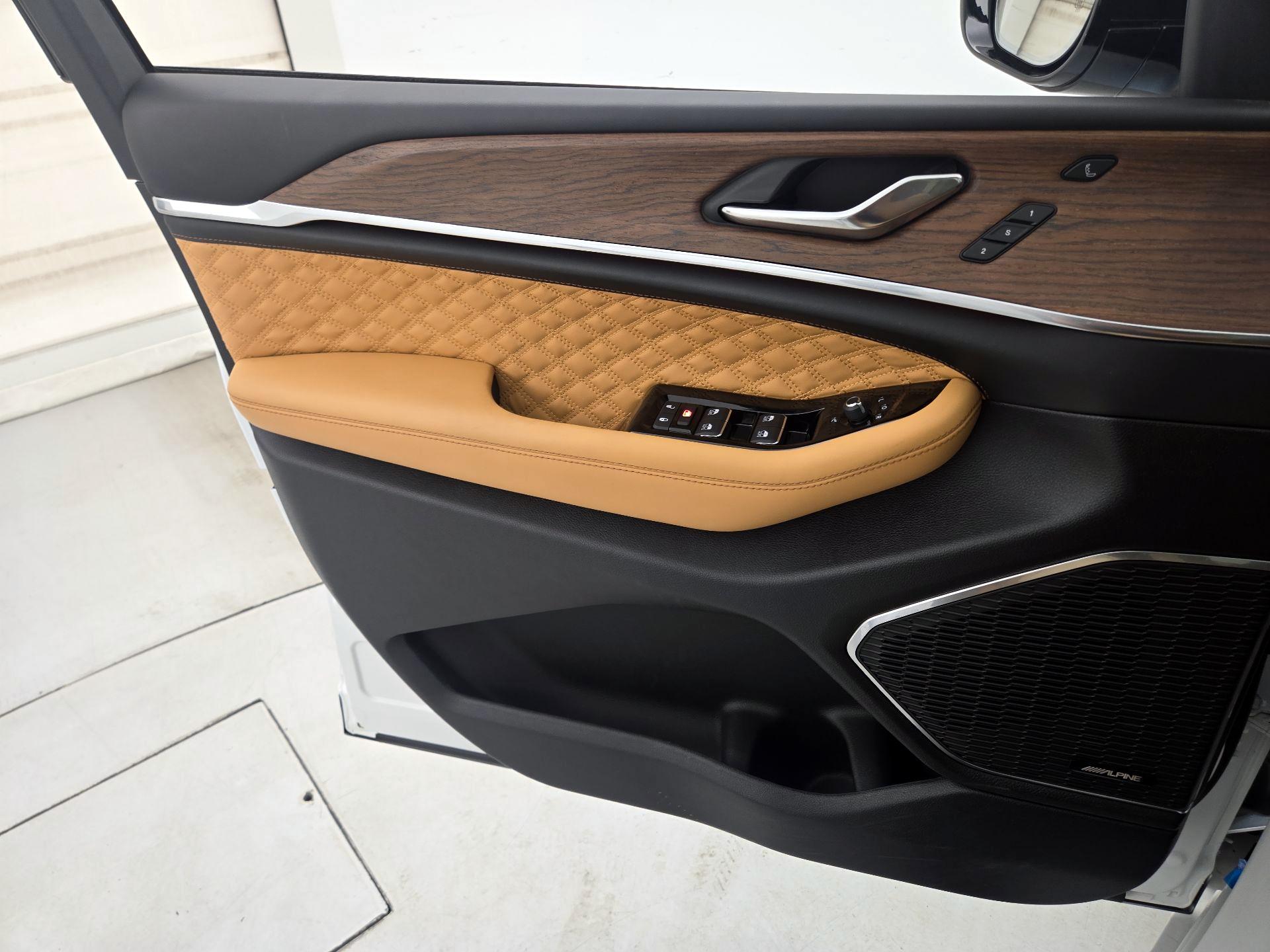 Thumbnail: 2024 Jeep Grand Cherokee - 12