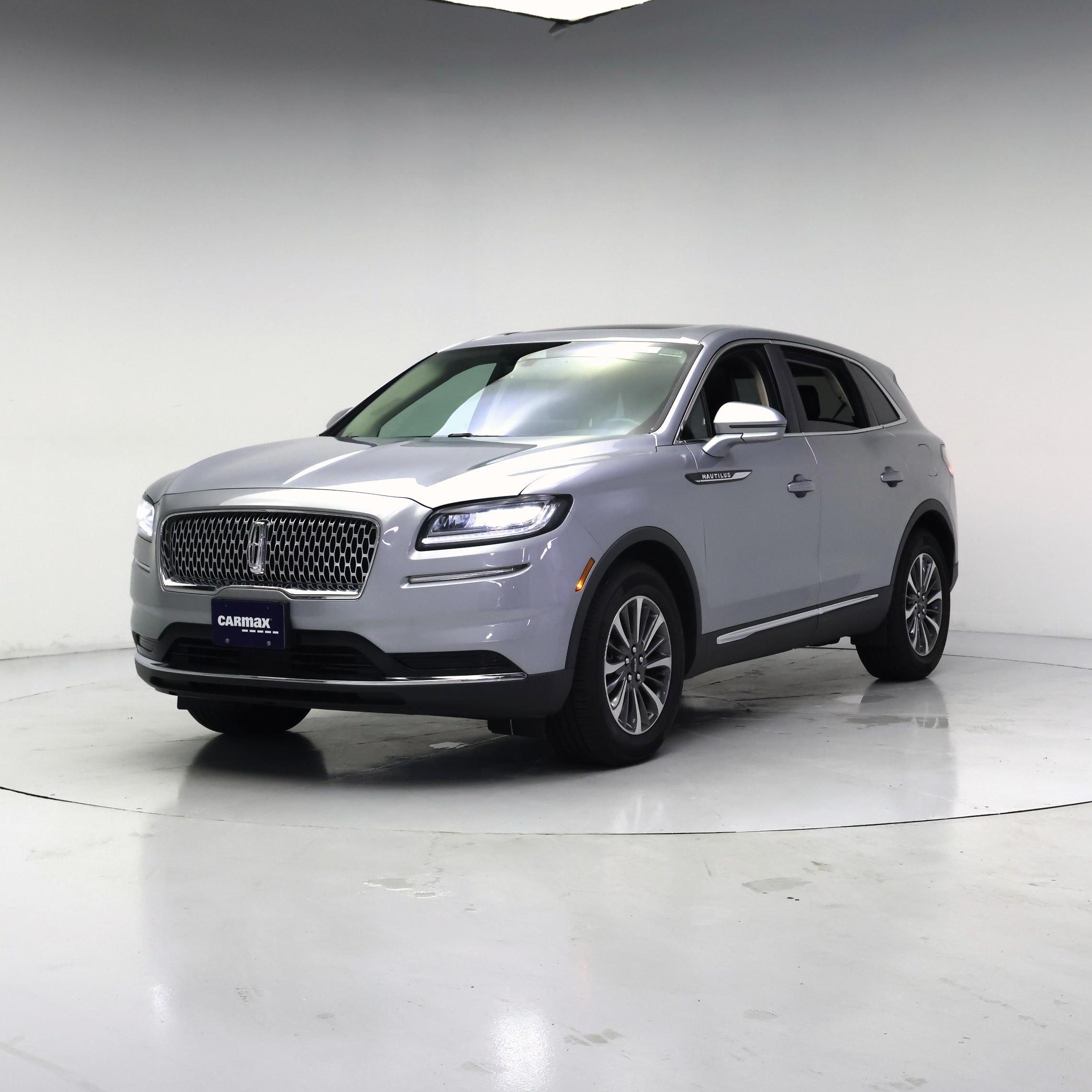 Thumbnail: 2023 Lincoln Nautilus - 4