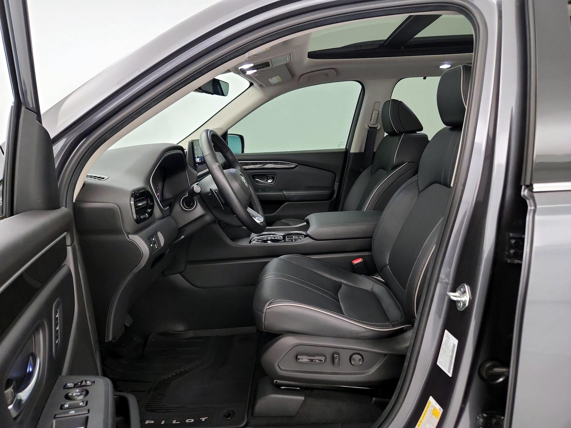 Thumbnail: 2023 Honda Pilot - 11