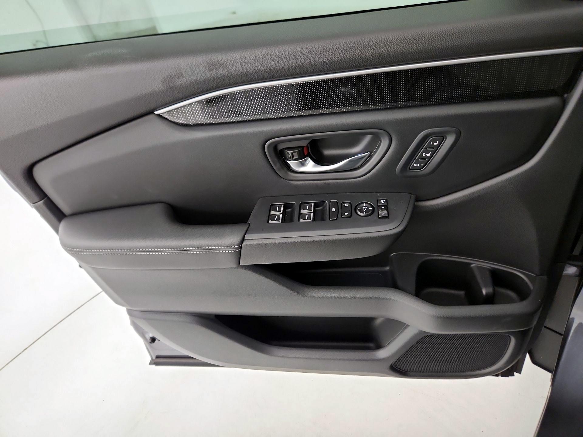 Thumbnail: 2023 Honda Pilot - 12