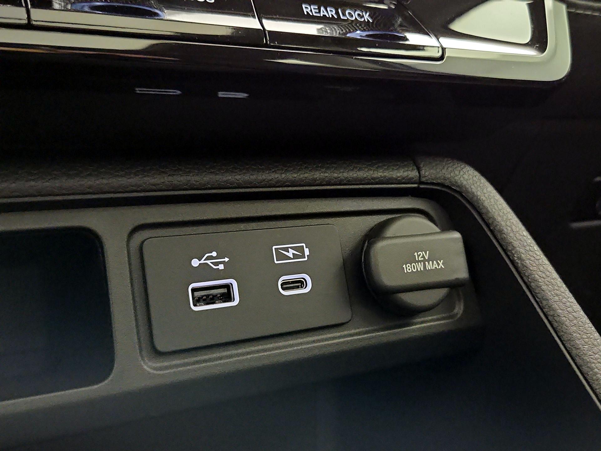 Thumbnail: 2023 Honda Pilot - 18