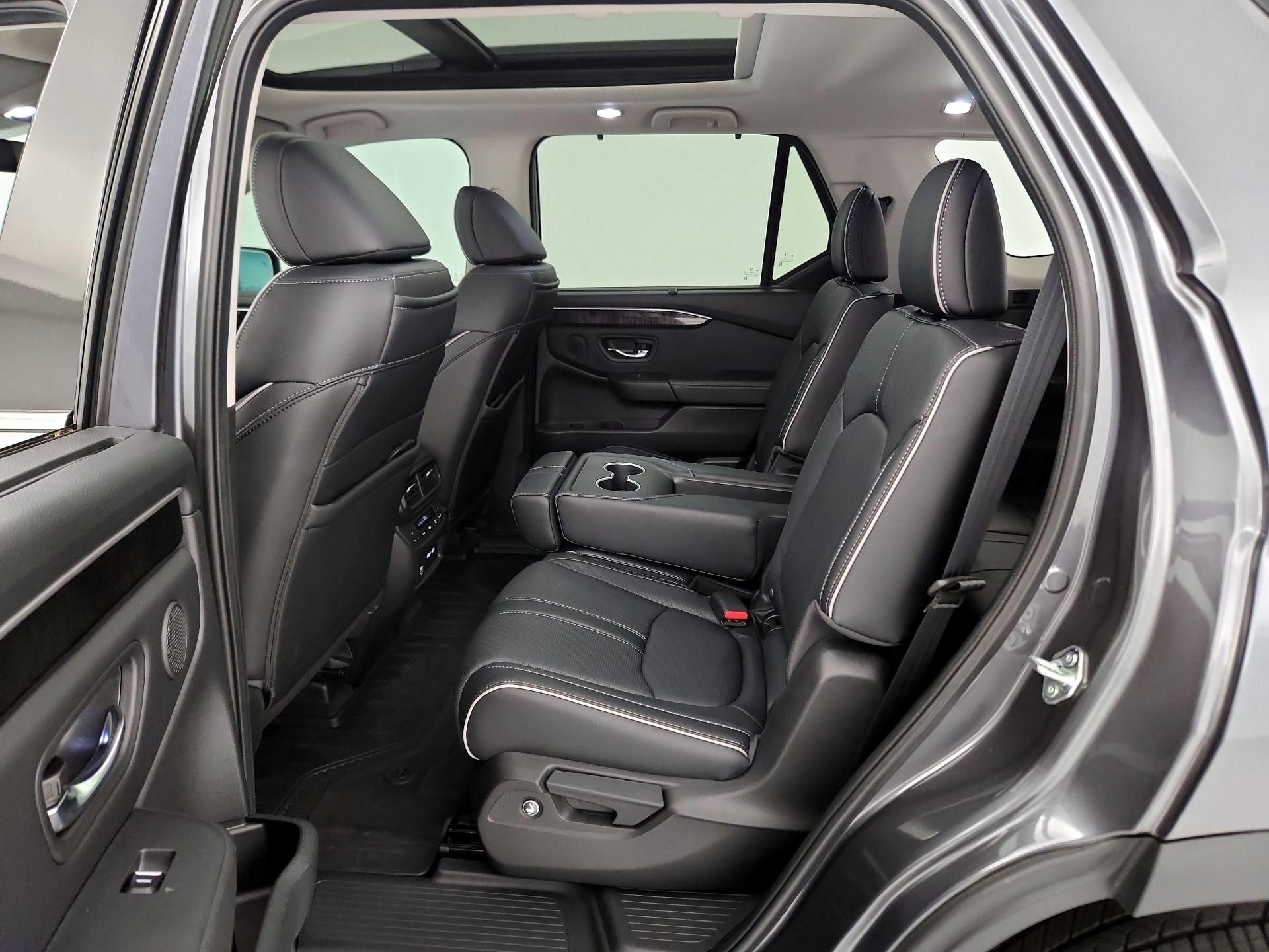 Thumbnail: 2023 Honda Pilot - 20