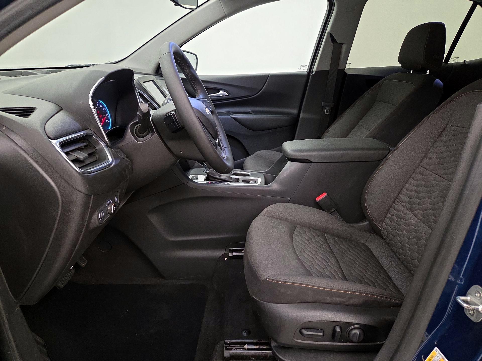 Thumbnail: 2021 Chevrolet Equinox - 11