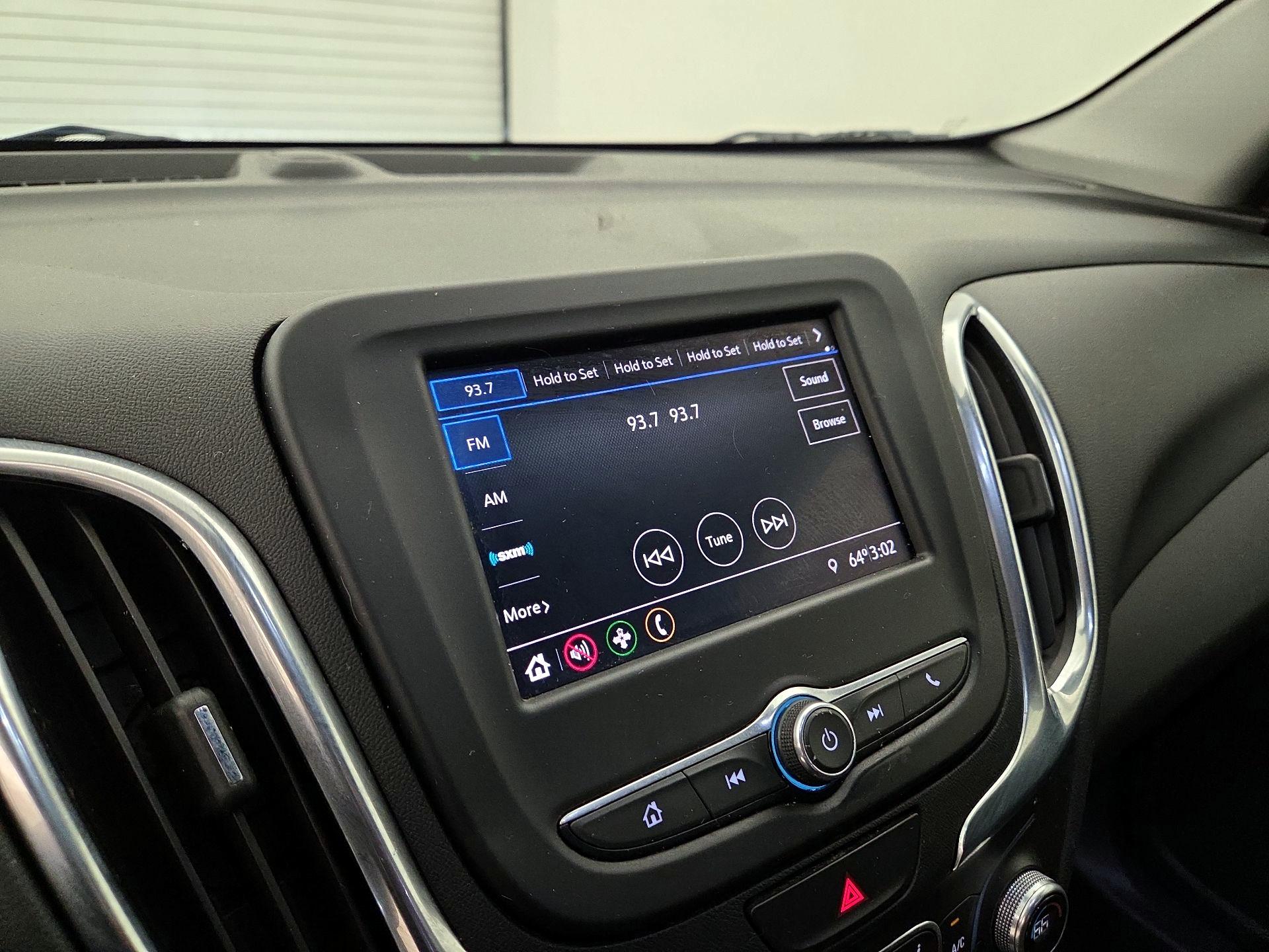 Thumbnail: 2021 Chevrolet Equinox - 15