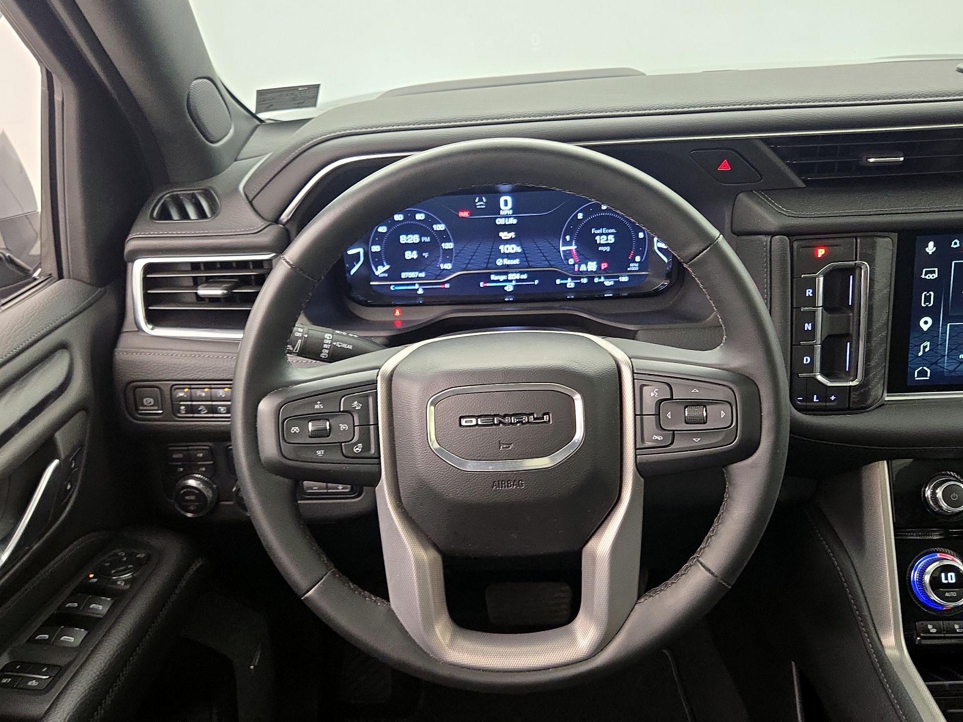 Thumbnail: 2023 GMC Yukon XL - 10