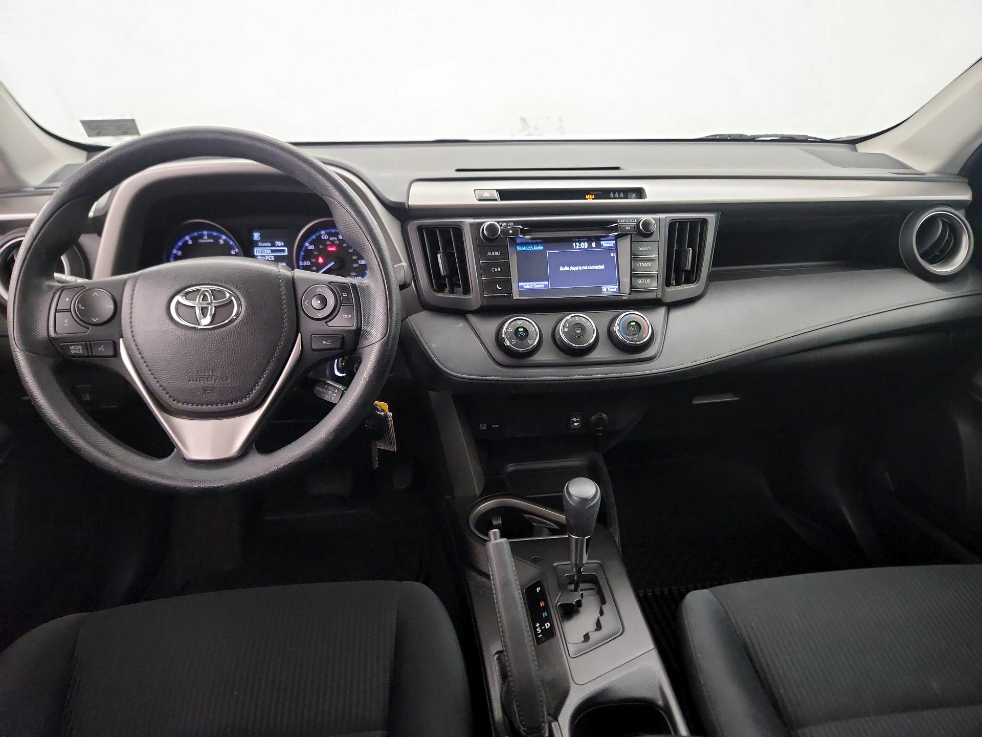 Thumbnail: 2018 Toyota RAV4 - 9