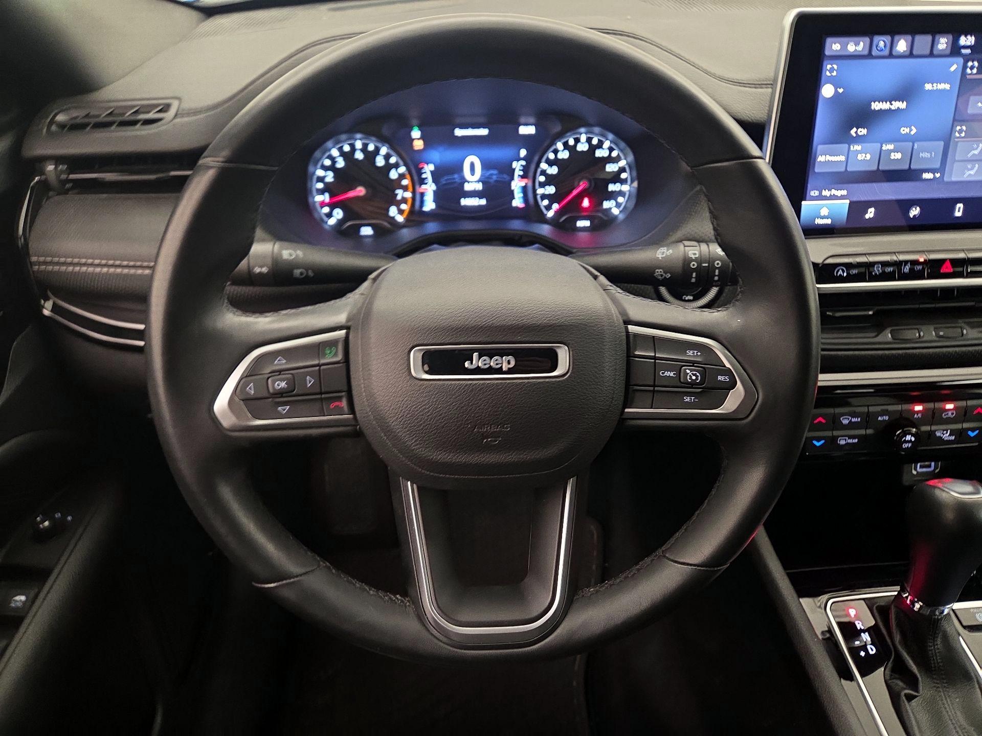 Thumbnail: 2022 Jeep Compass - 10