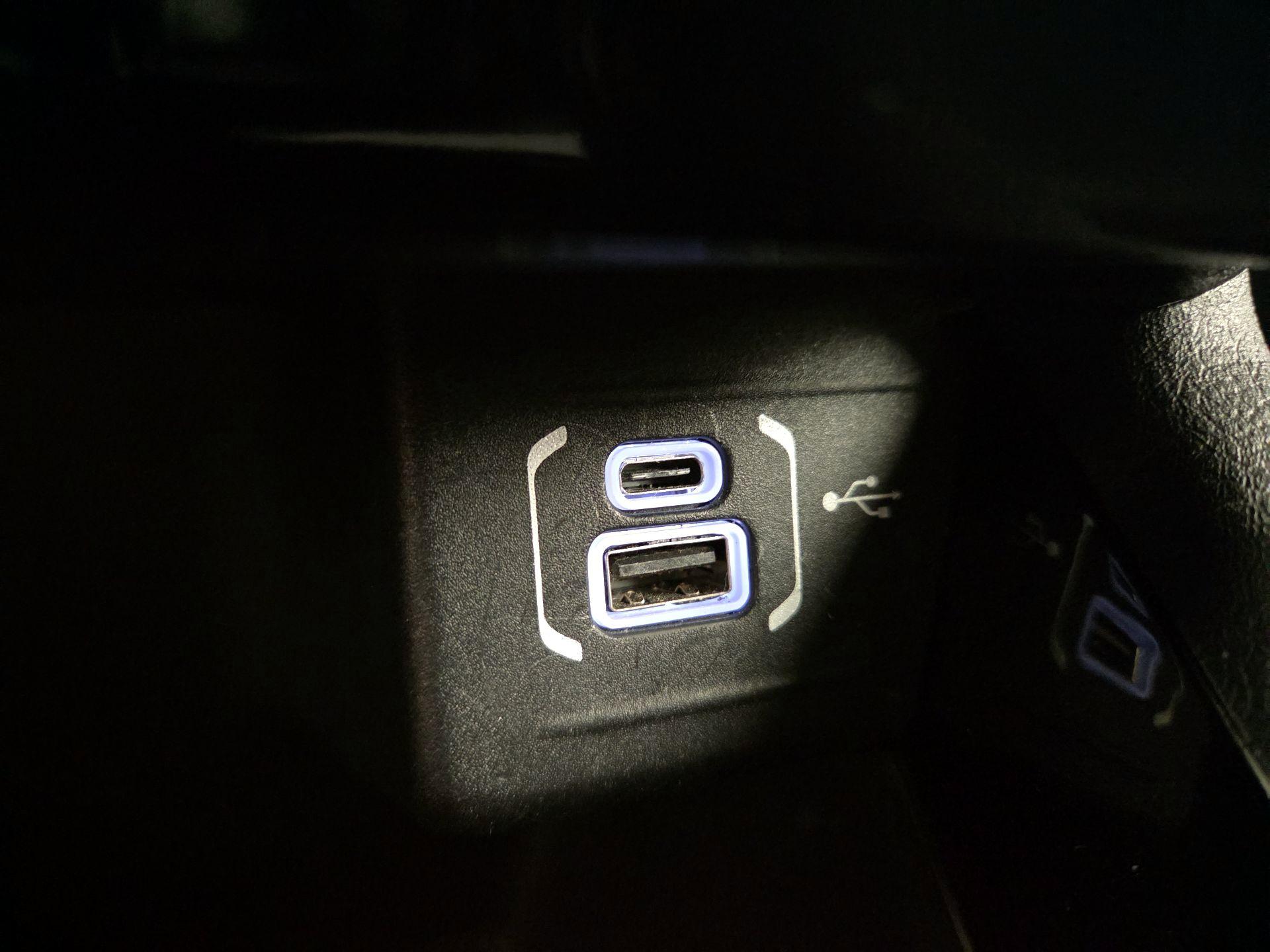 Thumbnail: 2022 Jeep Compass - 18