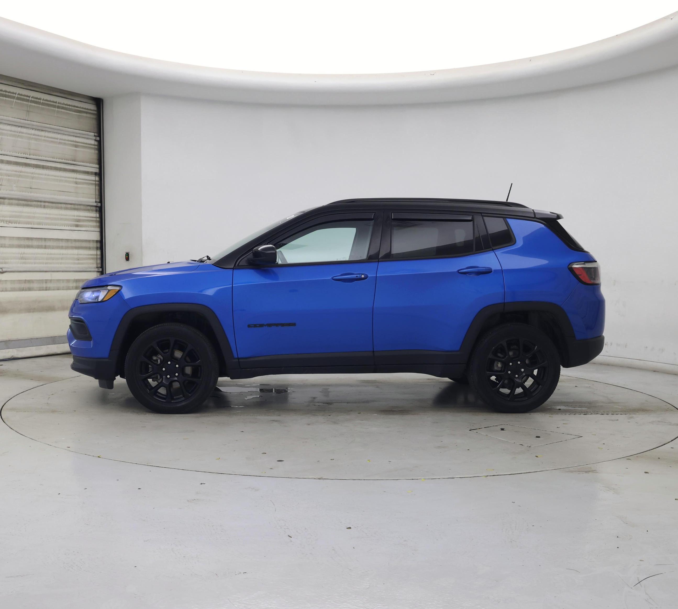 Thumbnail: 2022 Jeep Compass - 3