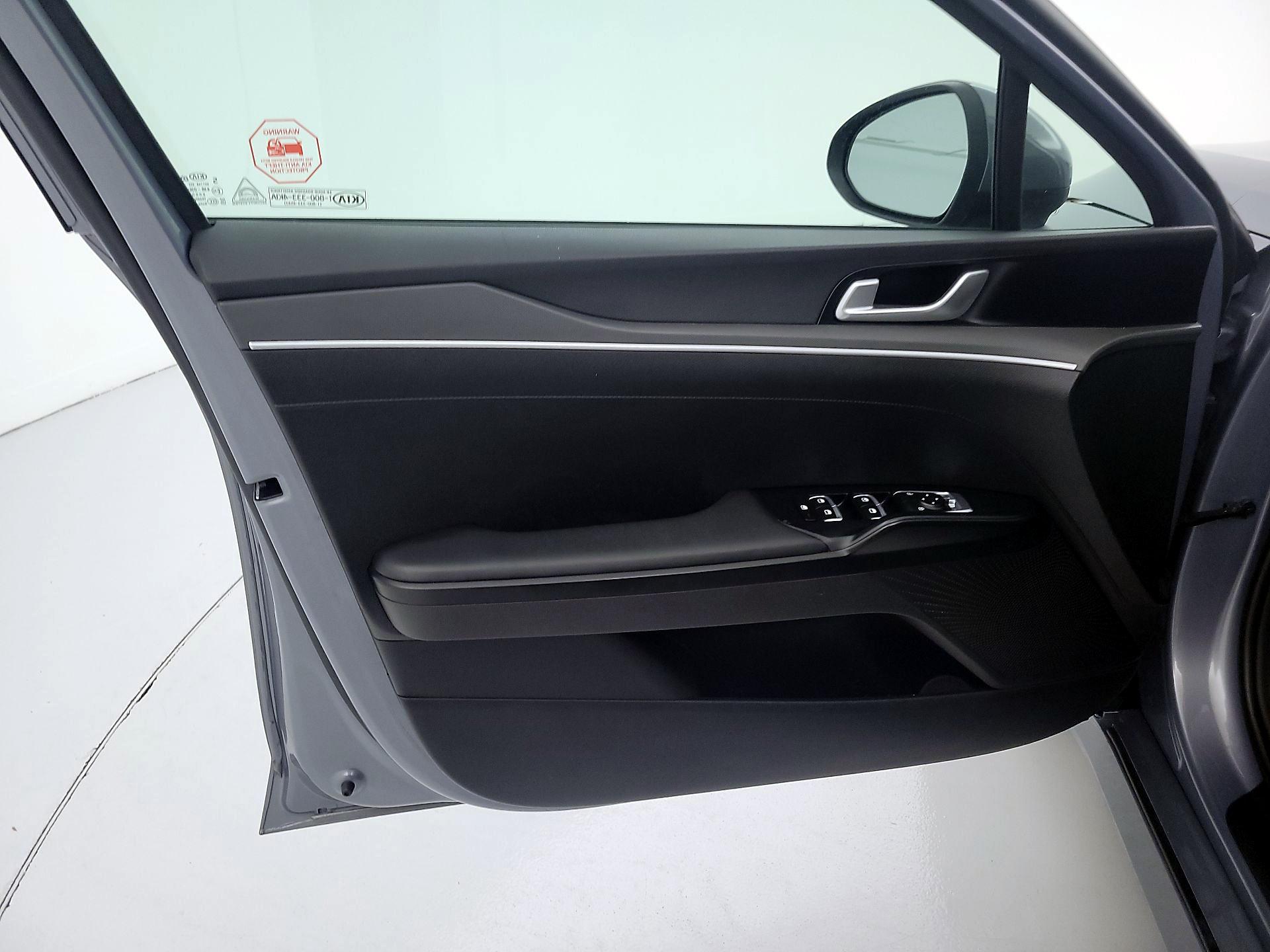 Thumbnail: 2021 Kia K5 - 10