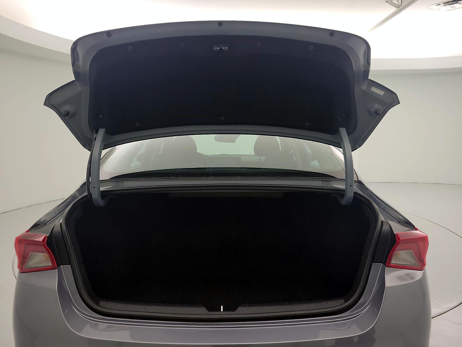 Thumbnail: 2021 Kia K5 - 18