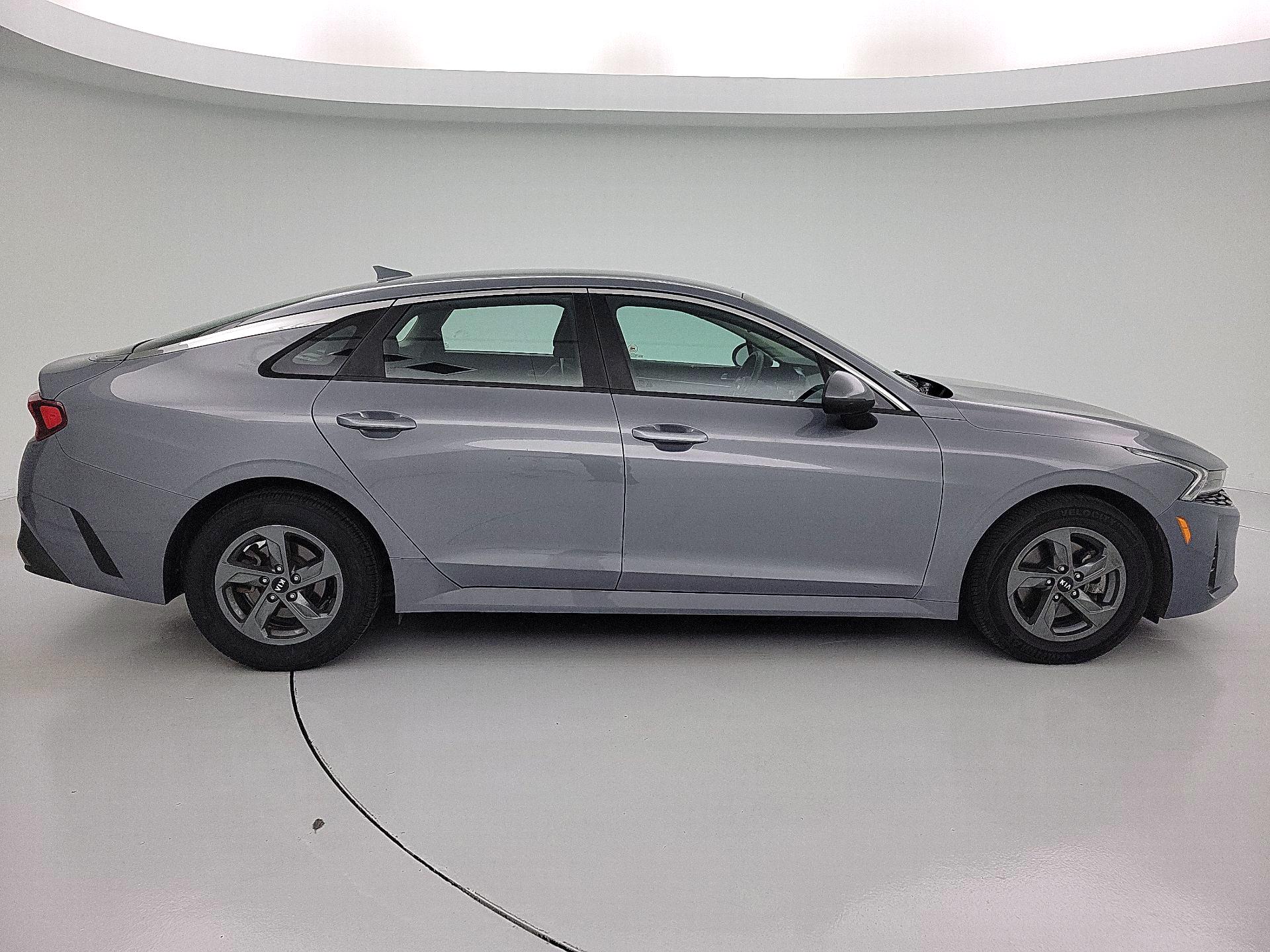 Thumbnail: 2021 Kia K5 - 4