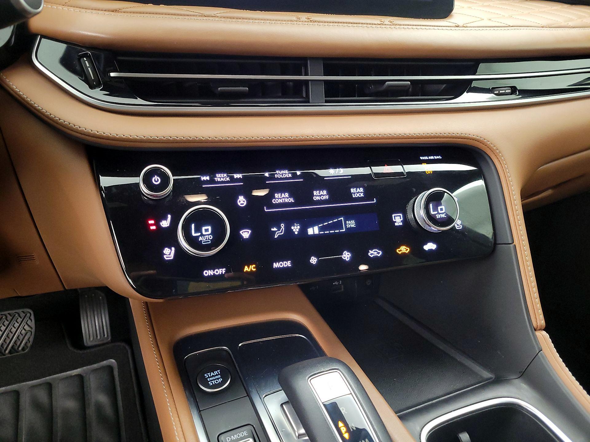 Thumbnail: 2022 INFINITI QX60 - 17