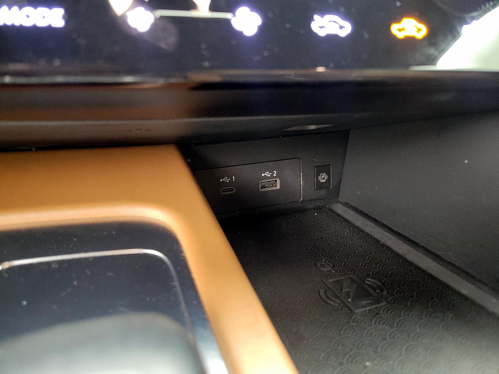 Thumbnail: 2022 INFINITI QX60 - 19