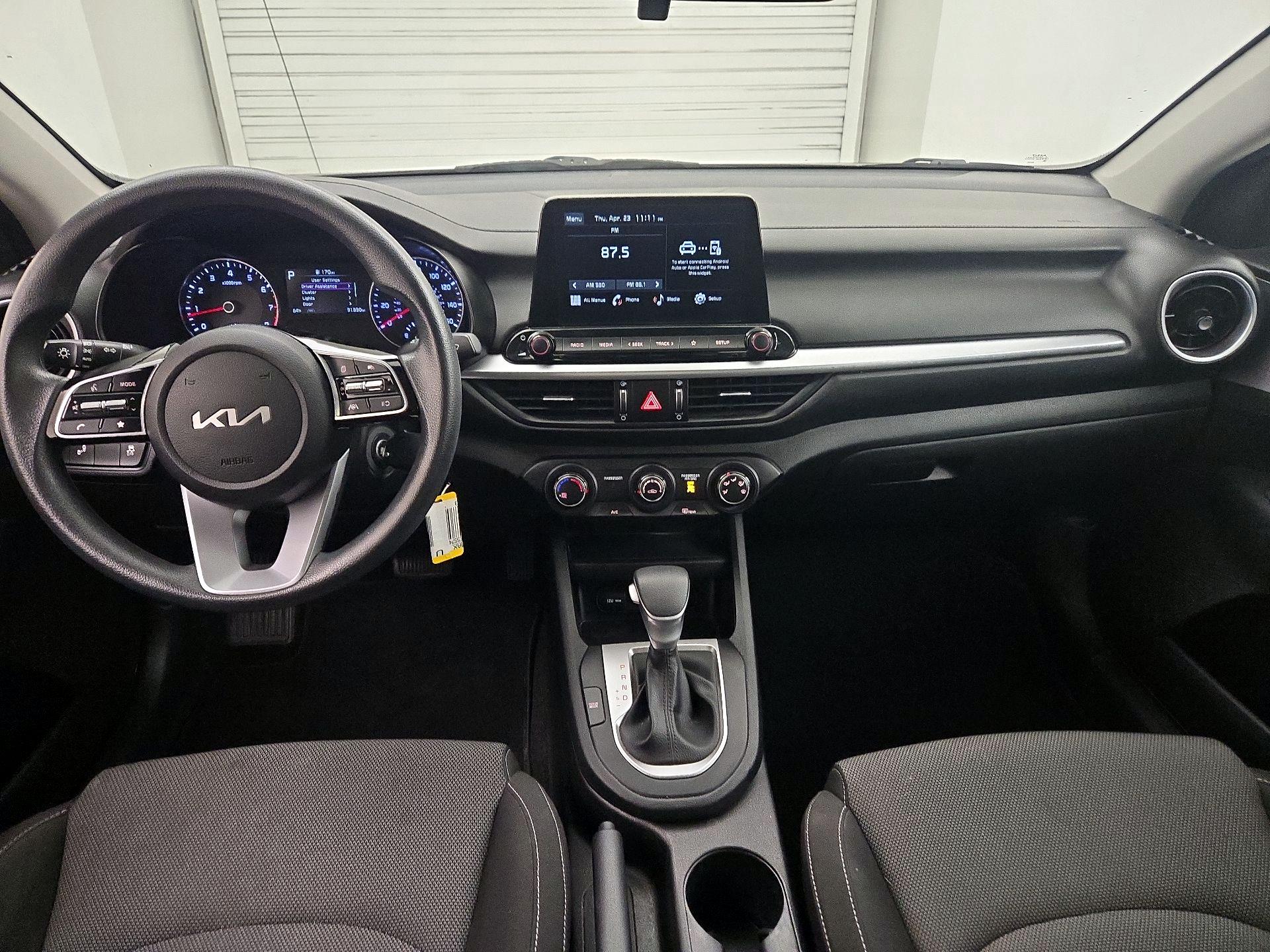 Thumbnail: 2023 Kia Forte - 9