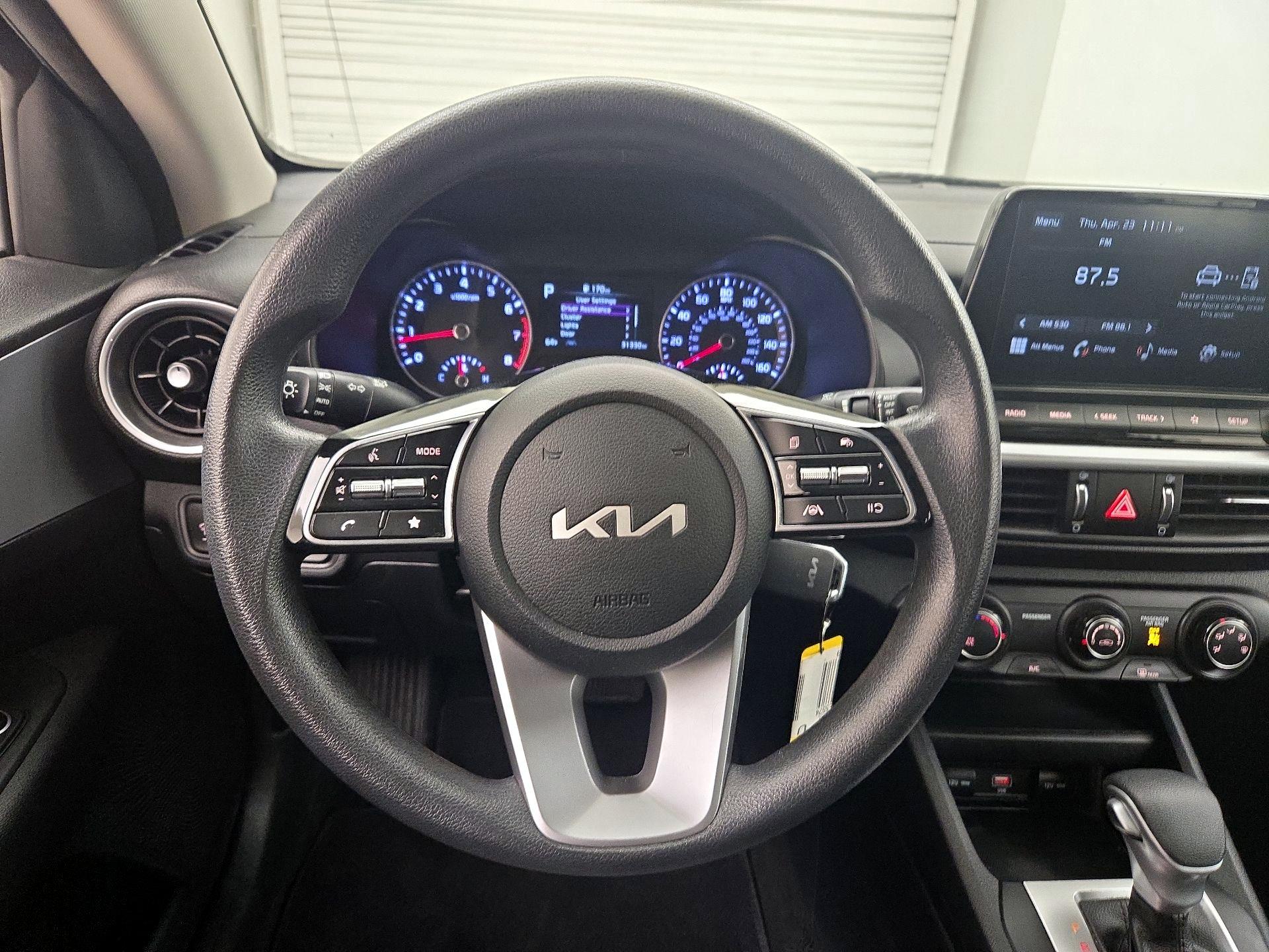 Thumbnail: 2023 Kia Forte - 10